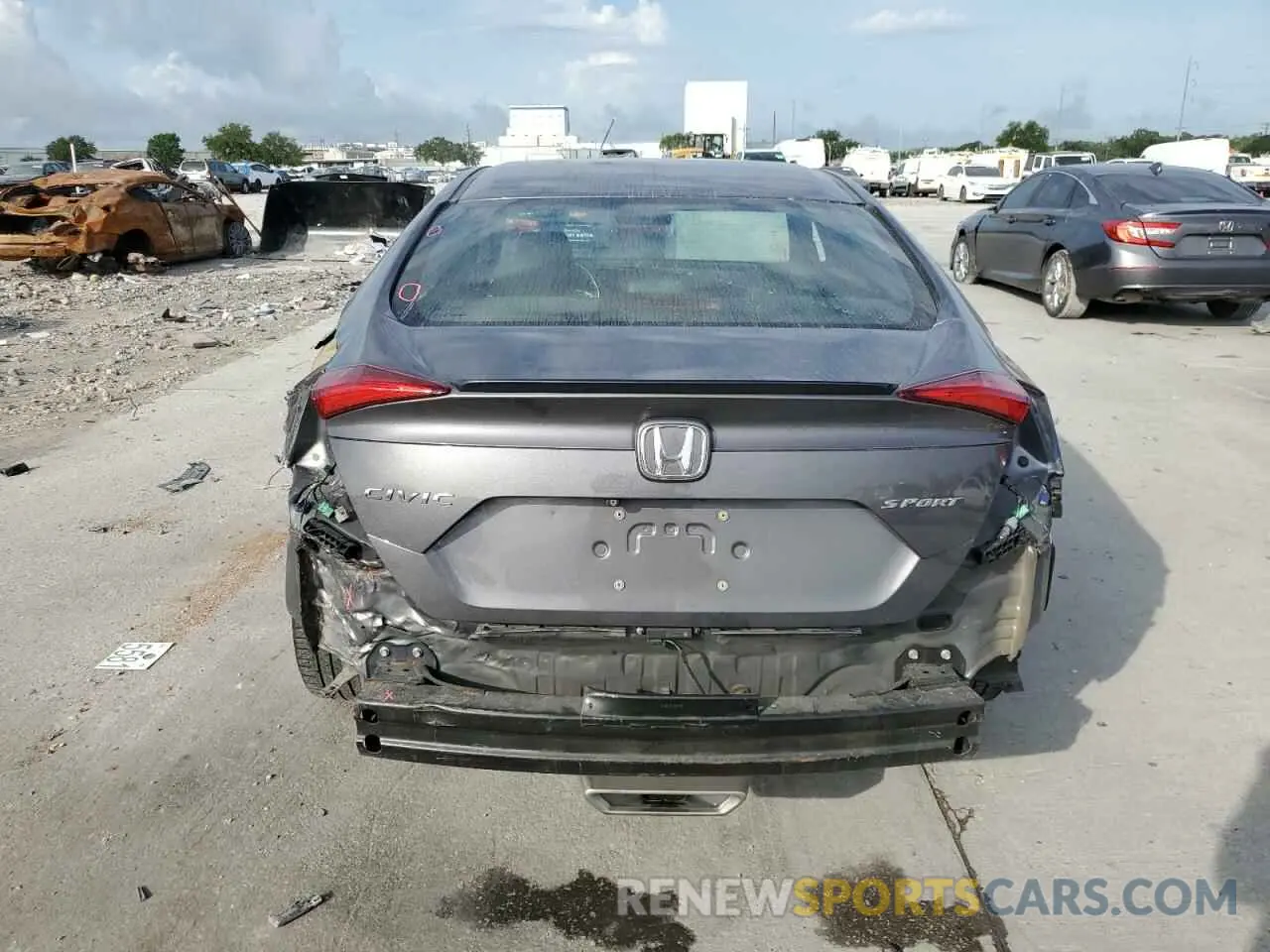 6 Photograph of a damaged car 2HGFC2F86LH575280 HONDA CIVIC 2020