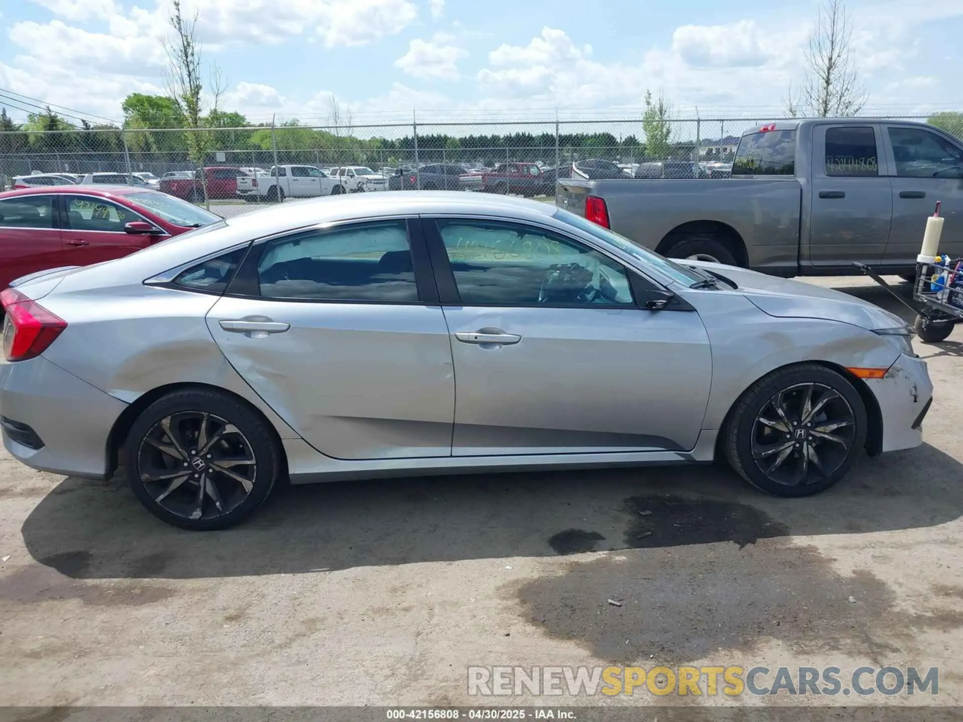 13 Photograph of a damaged car 2HGFC2F87LH542725 HONDA CIVIC 2020