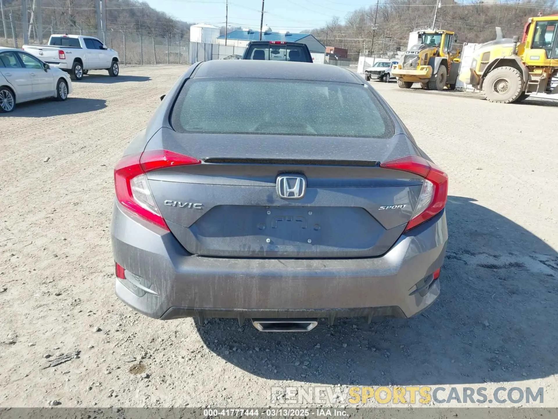 17 Photograph of a damaged car 2HGFC2F87LH586353 HONDA CIVIC 2020