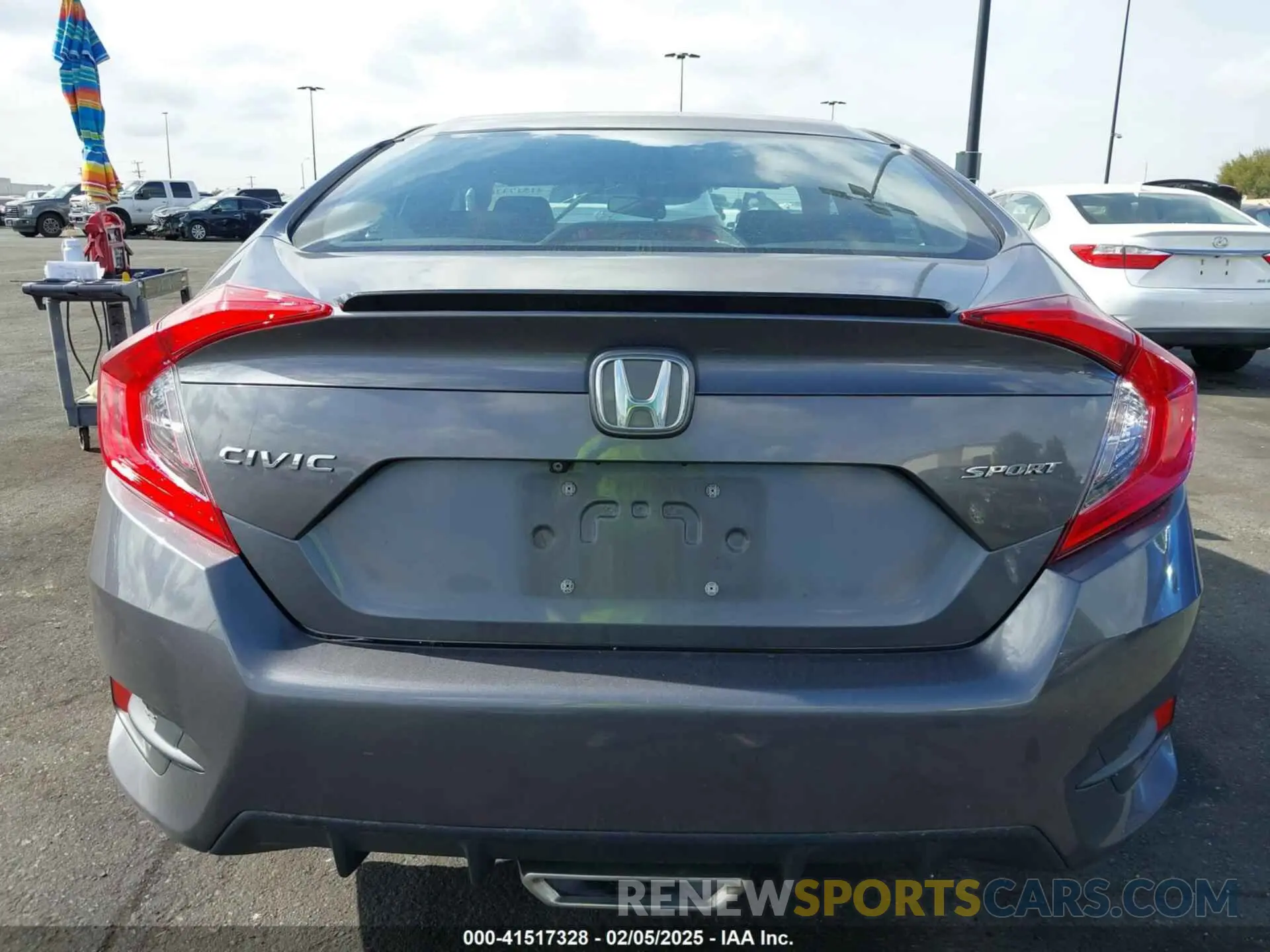 15 Photograph of a damaged car 2HGFC2F88LH524055 HONDA CIVIC 2020
