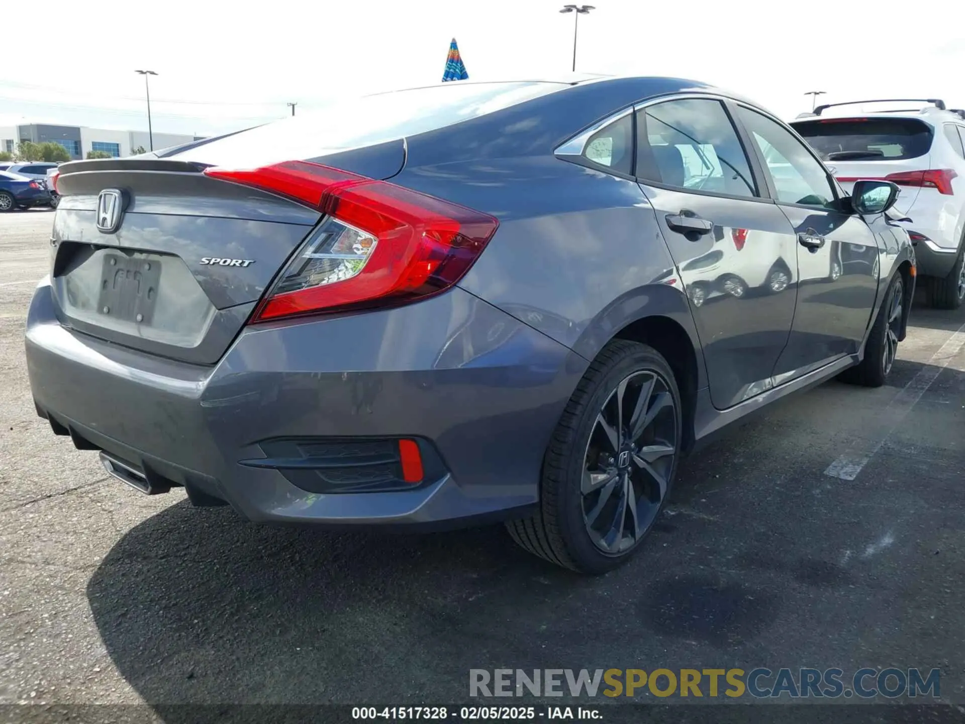 4 Photograph of a damaged car 2HGFC2F88LH524055 HONDA CIVIC 2020