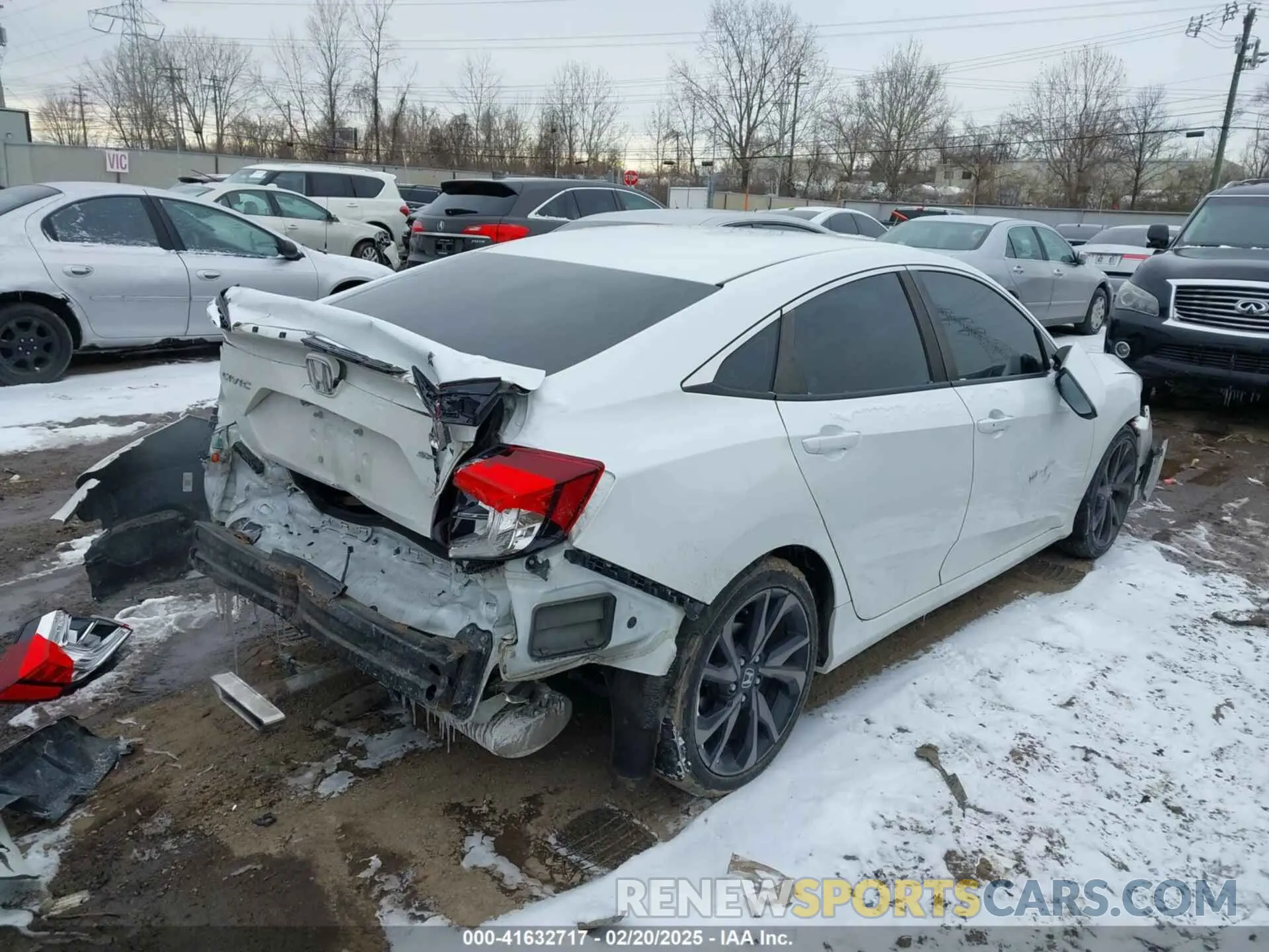 4 Photograph of a damaged car 2HGFC2F88LH532186 HONDA CIVIC 2020