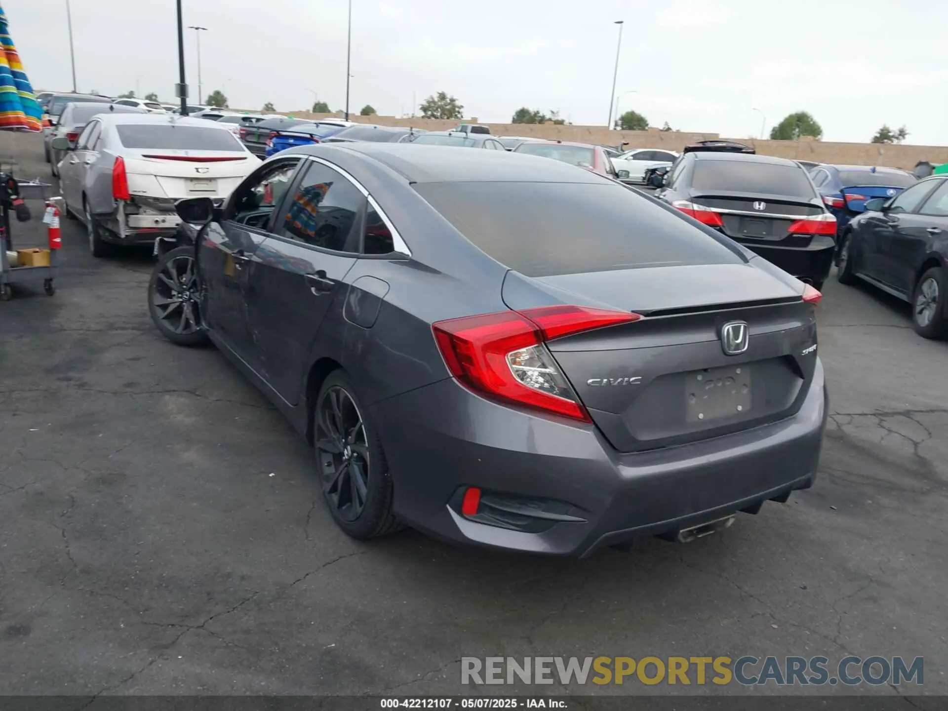 3 Photograph of a damaged car 2HGFC2F88LH540689 HONDA CIVIC 2020
