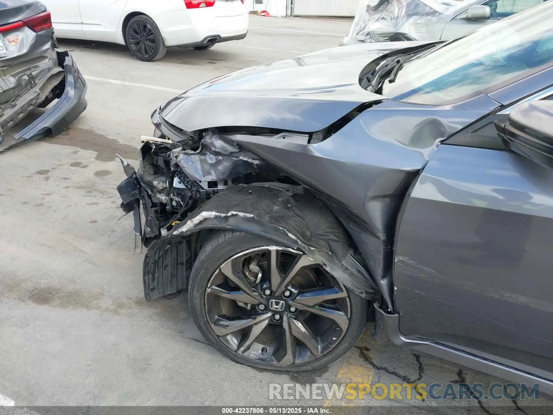 6 Photograph of a damaged car 2HGFC2F88LH545116 HONDA CIVIC 2020