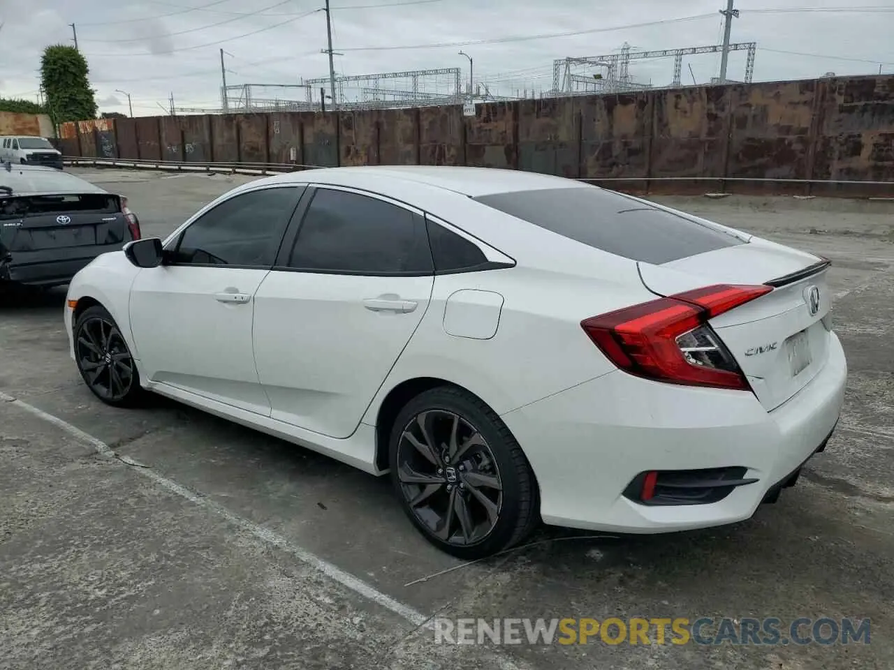 2 Photograph of a damaged car 2HGFC2F88LH552986 HONDA CIVIC 2020