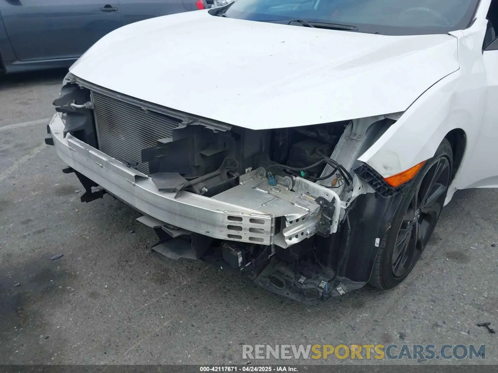 6 Photograph of a damaged car 2HGFC2F88LH555760 HONDA CIVIC 2020