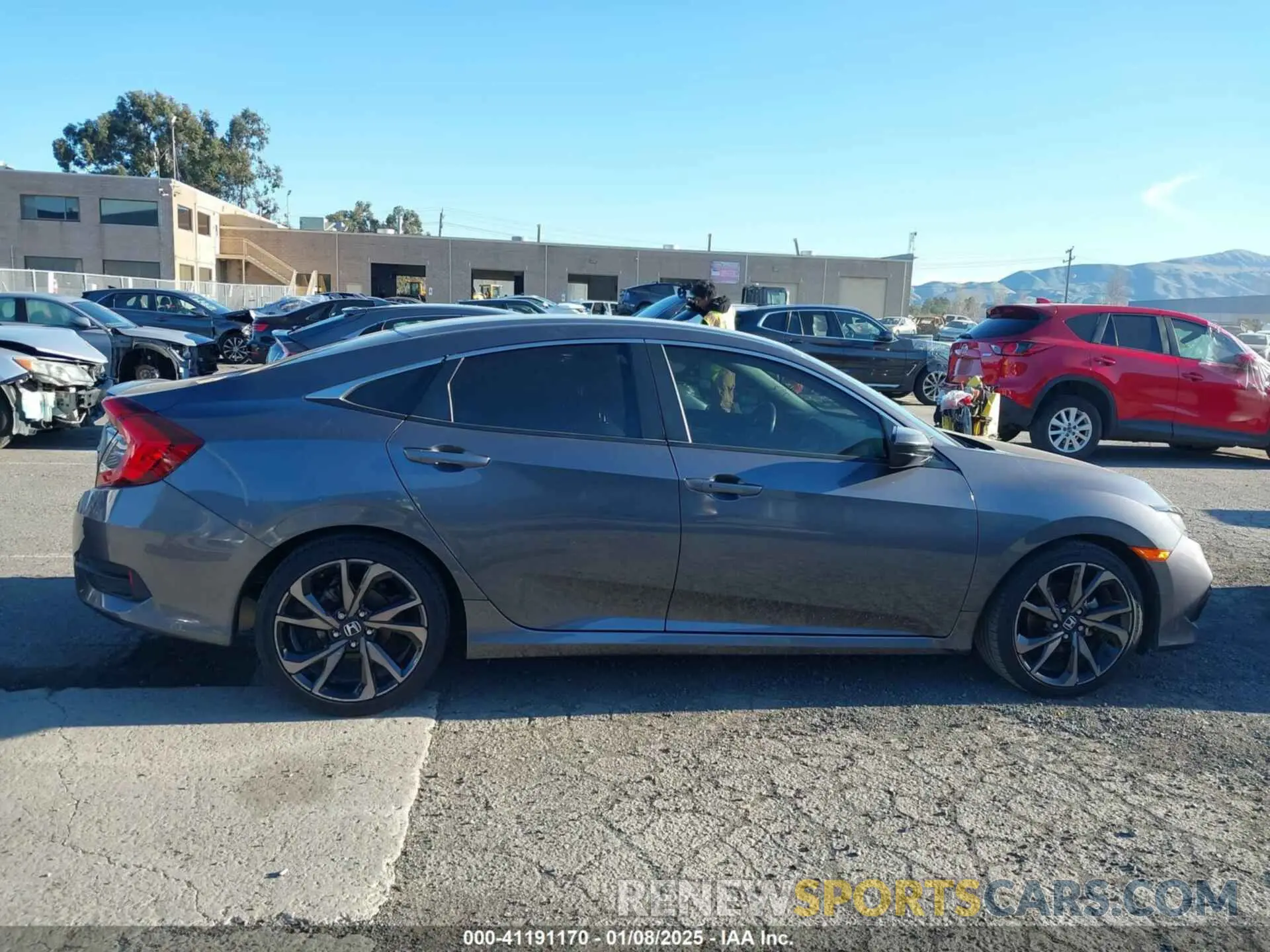 13 Photograph of a damaged car 2HGFC2F88LH558691 HONDA CIVIC 2020