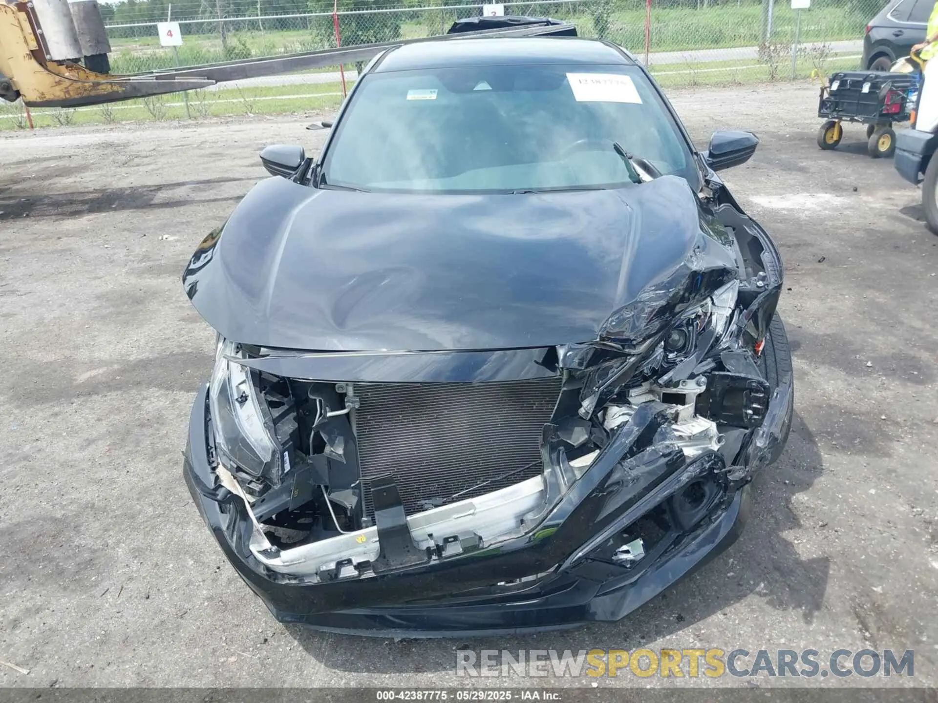 12 Photograph of a damaged car 2HGFC2F88LH585485 HONDA CIVIC 2020
