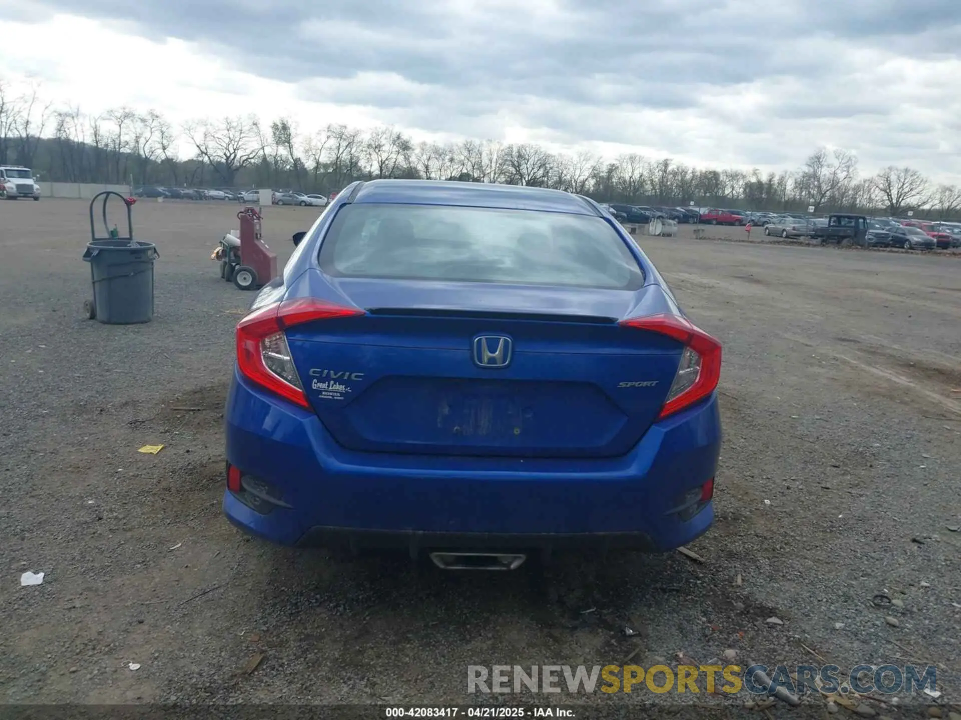 17 Photograph of a damaged car 2HGFC2F89LH523366 HONDA CIVIC 2020