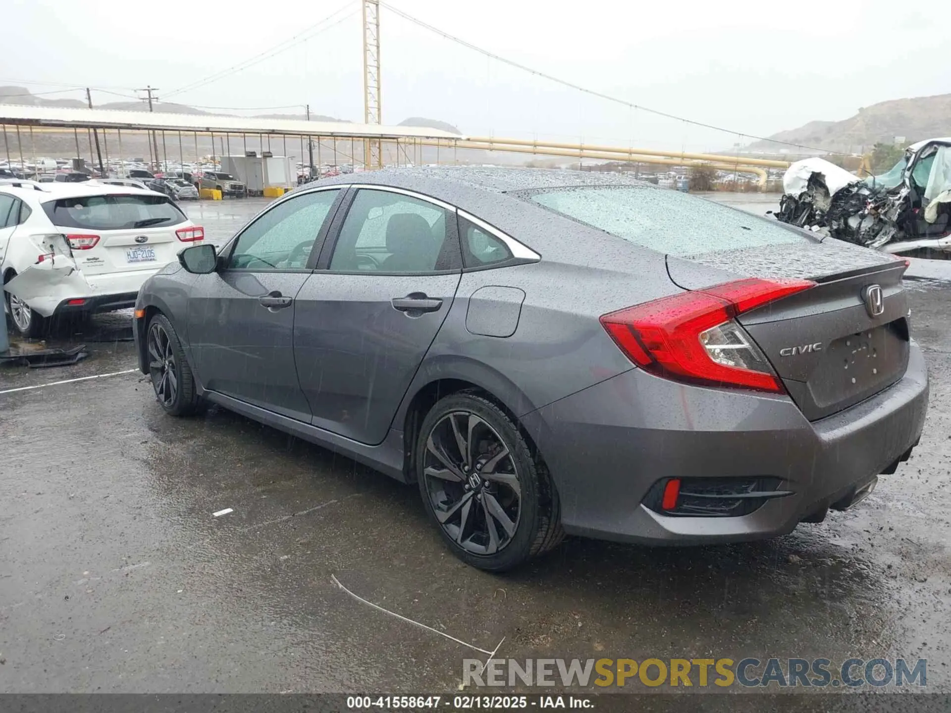 3 Photograph of a damaged car 2HGFC2F89LH528566 HONDA CIVIC 2020