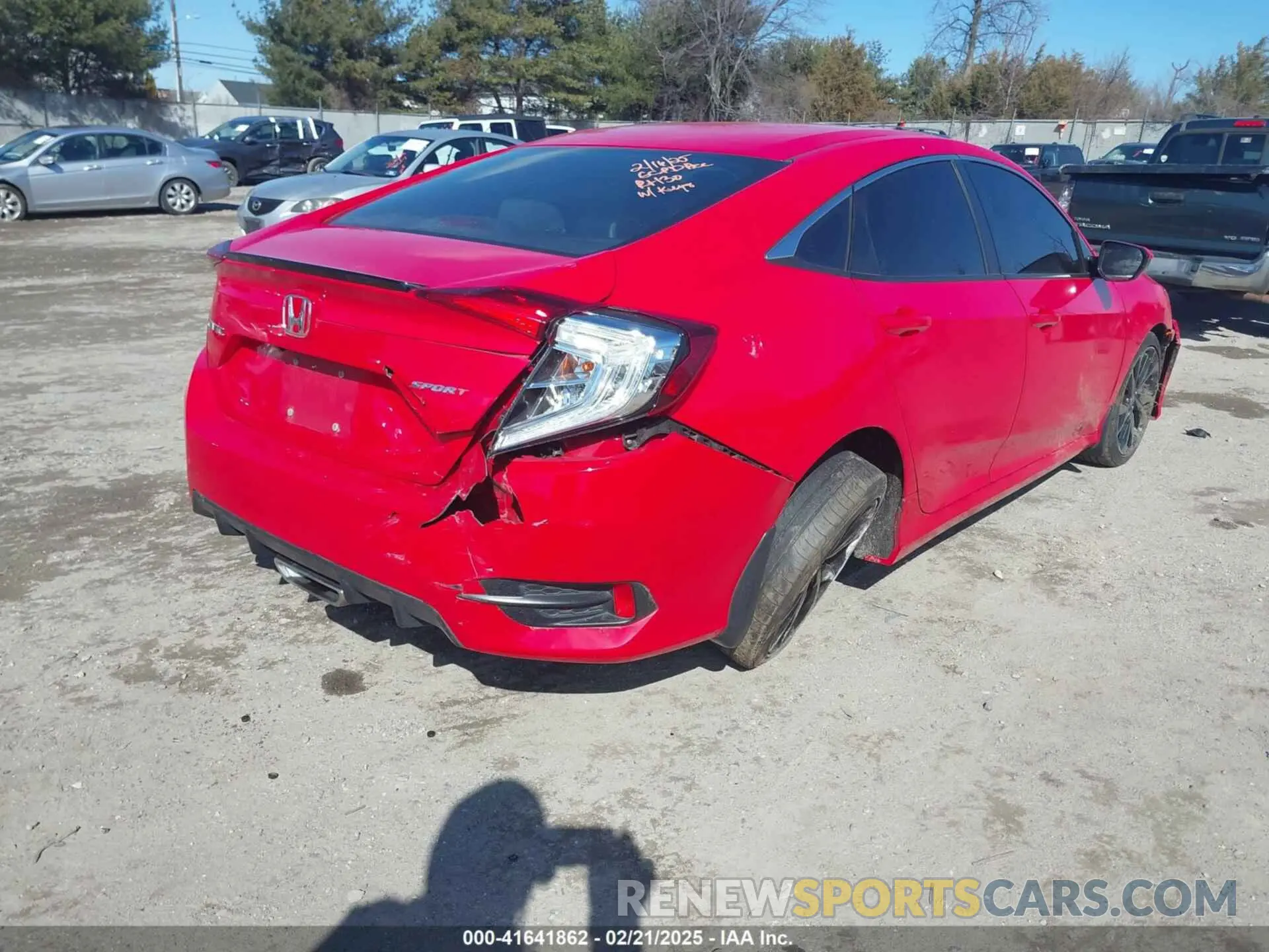 4 Photograph of a damaged car 2HGFC2F89LH550311 HONDA CIVIC 2020