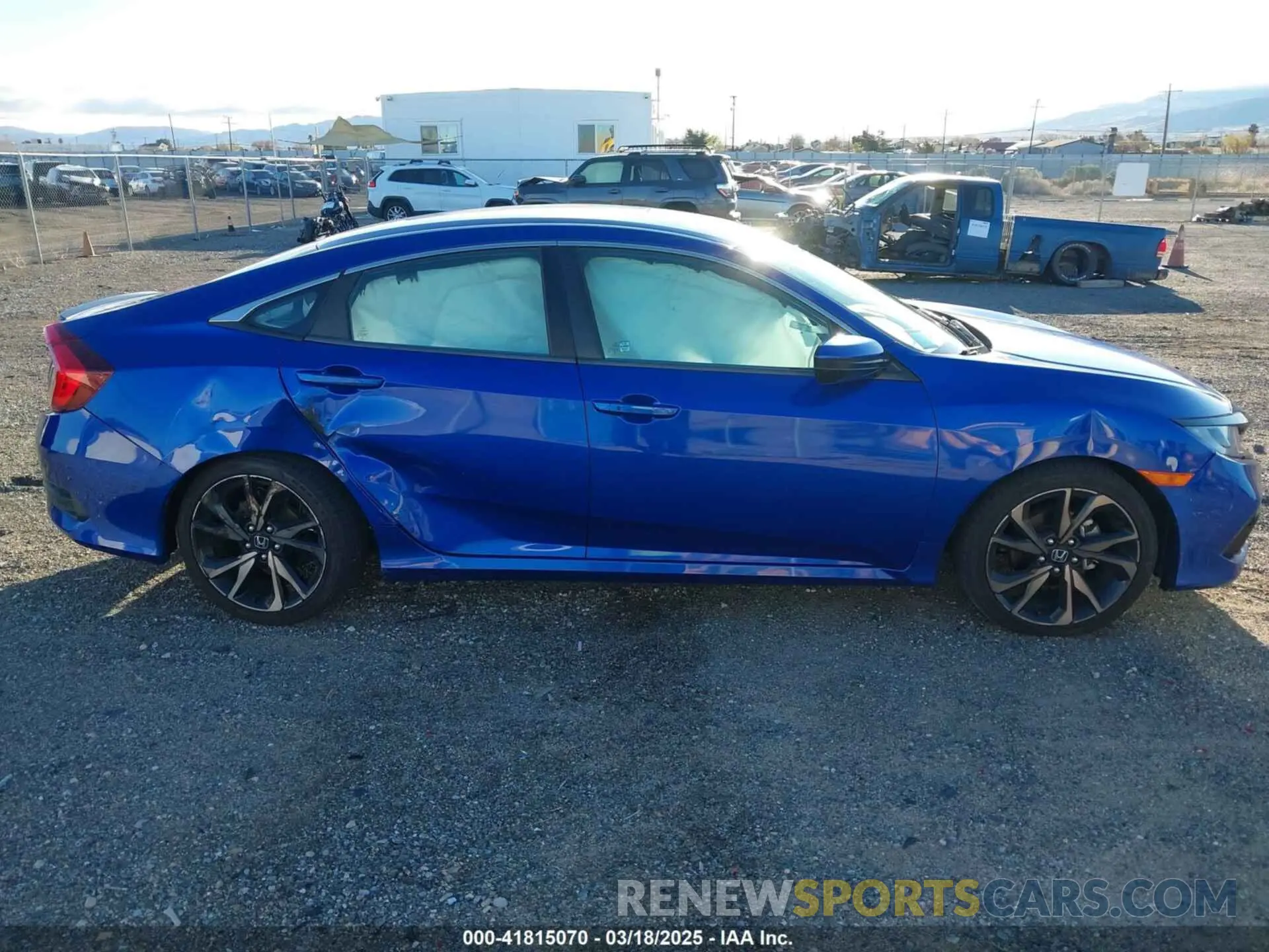 13 Photograph of a damaged car 2HGFC2F89LH555895 HONDA CIVIC 2020