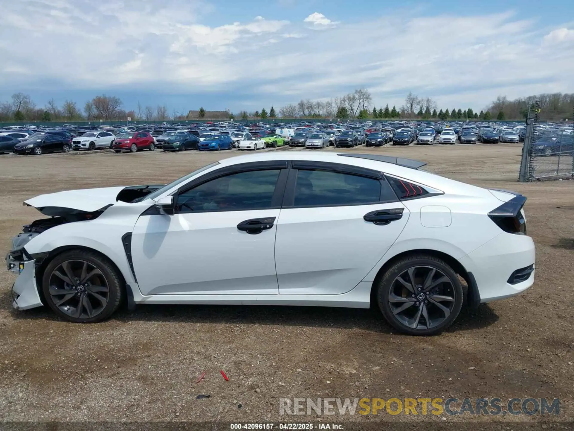 14 Photograph of a damaged car 2HGFC2F89LH584314 HONDA CIVIC 2020