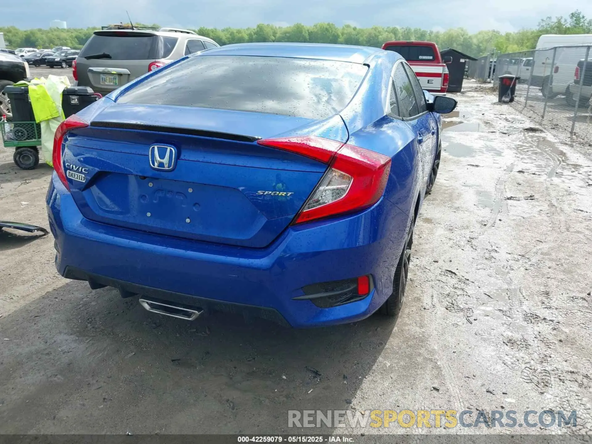 4 Photograph of a damaged car 2HGFC2F89LH601970 HONDA CIVIC 2020