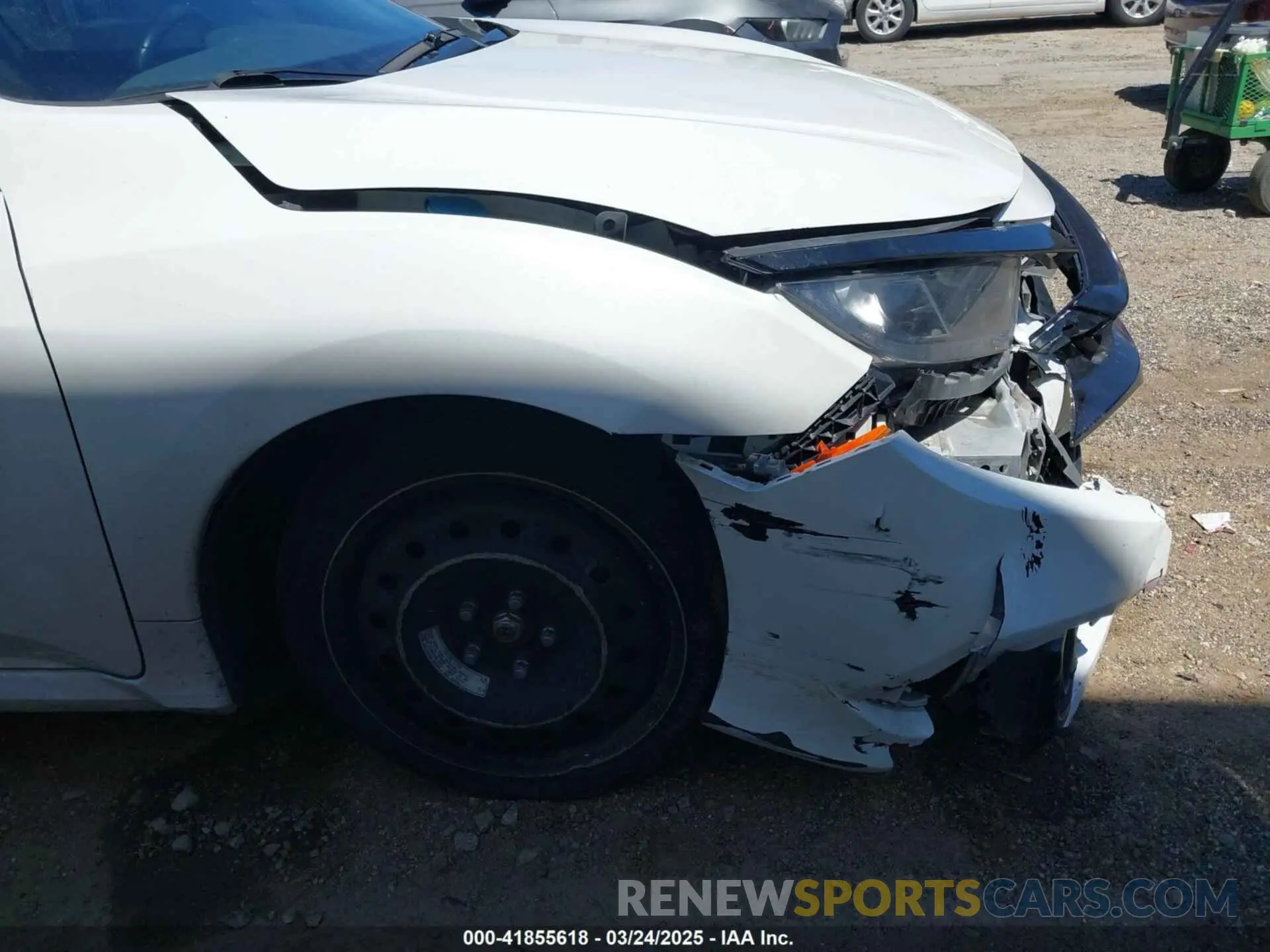17 Photograph of a damaged car 2HGFC2F8XLH570437 HONDA CIVIC 2020