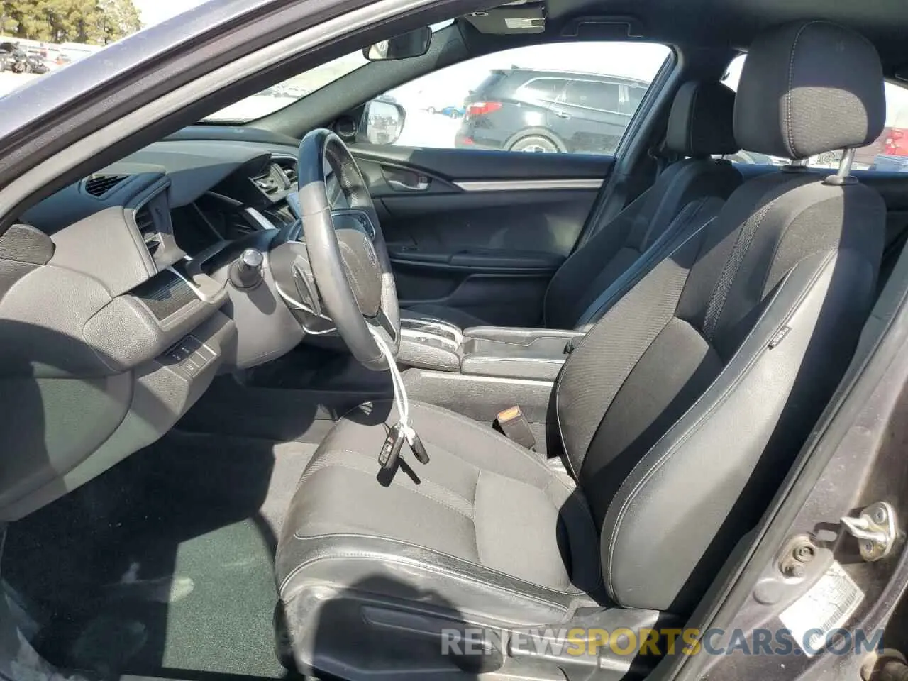 7 Photograph of a damaged car 2HGFC2F8XLH586119 HONDA CIVIC 2020