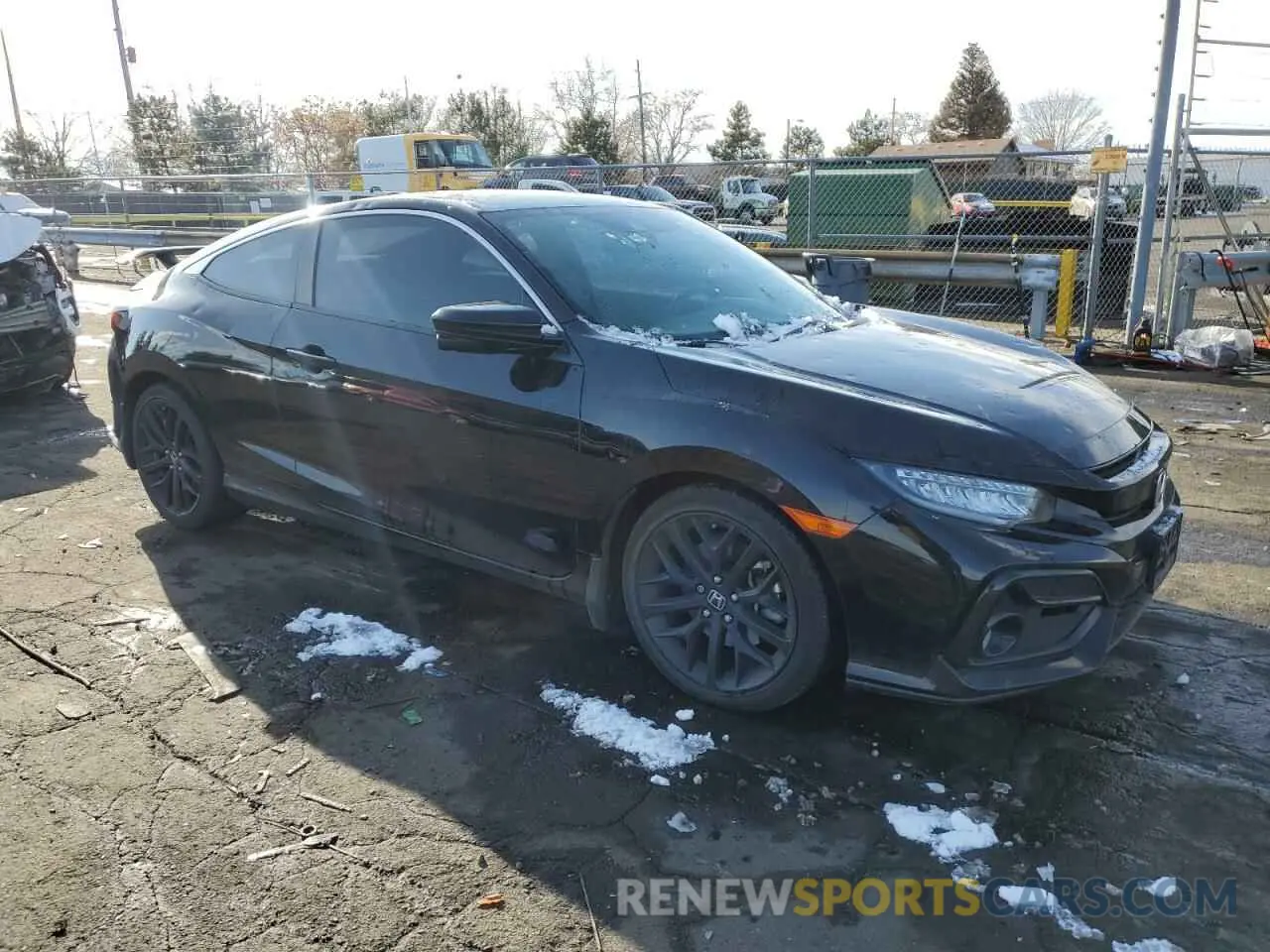 4 Photograph of a damaged car 2HGFC3A57LH752308 HONDA CIVIC 2020