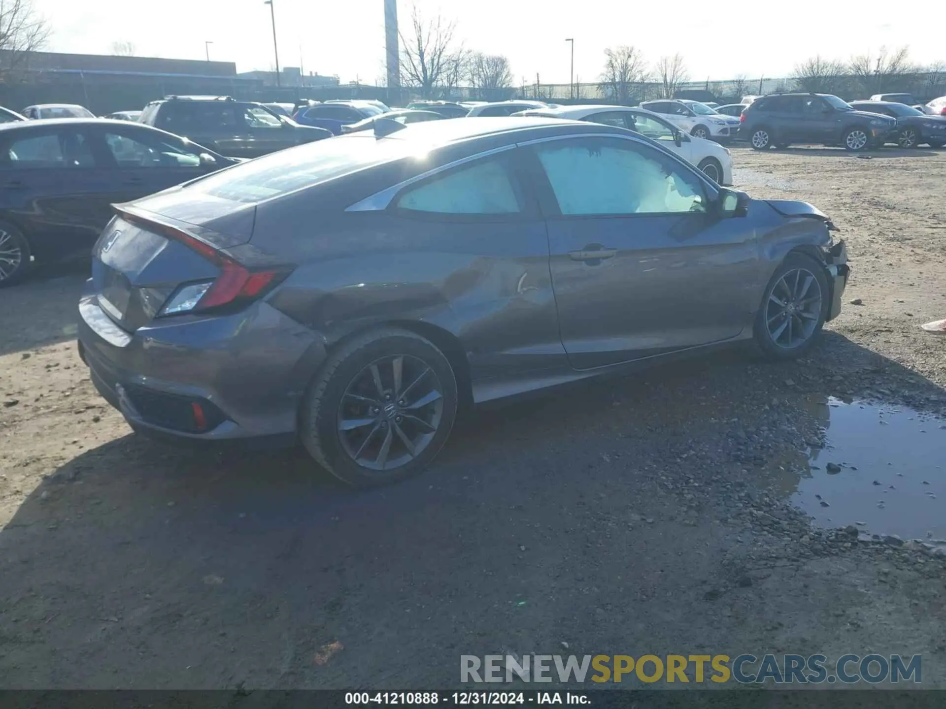4 Photograph of a damaged car 2HGFC3B31LH350166 HONDA CIVIC 2020