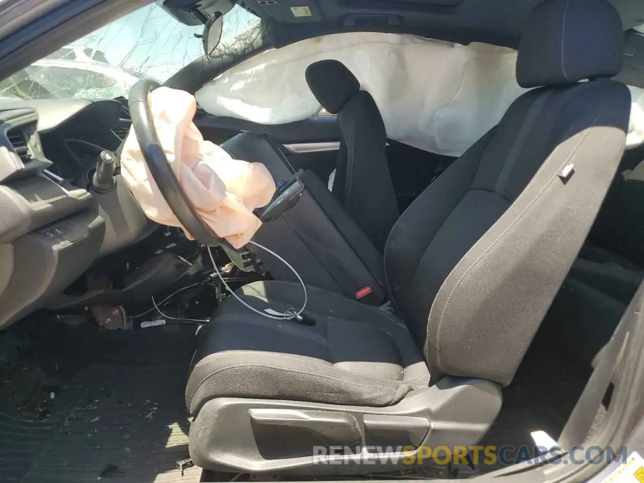 7 Photograph of a damaged car 2HGFC3B32LH353092 HONDA CIVIC 2020