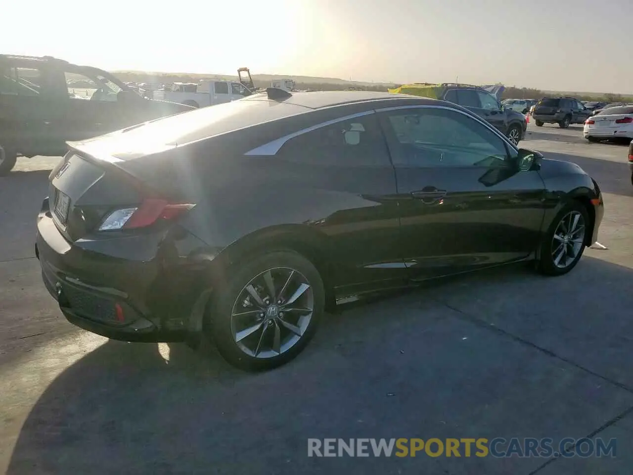 3 Photograph of a damaged car 2HGFC3B34LH351960 HONDA CIVIC 2020