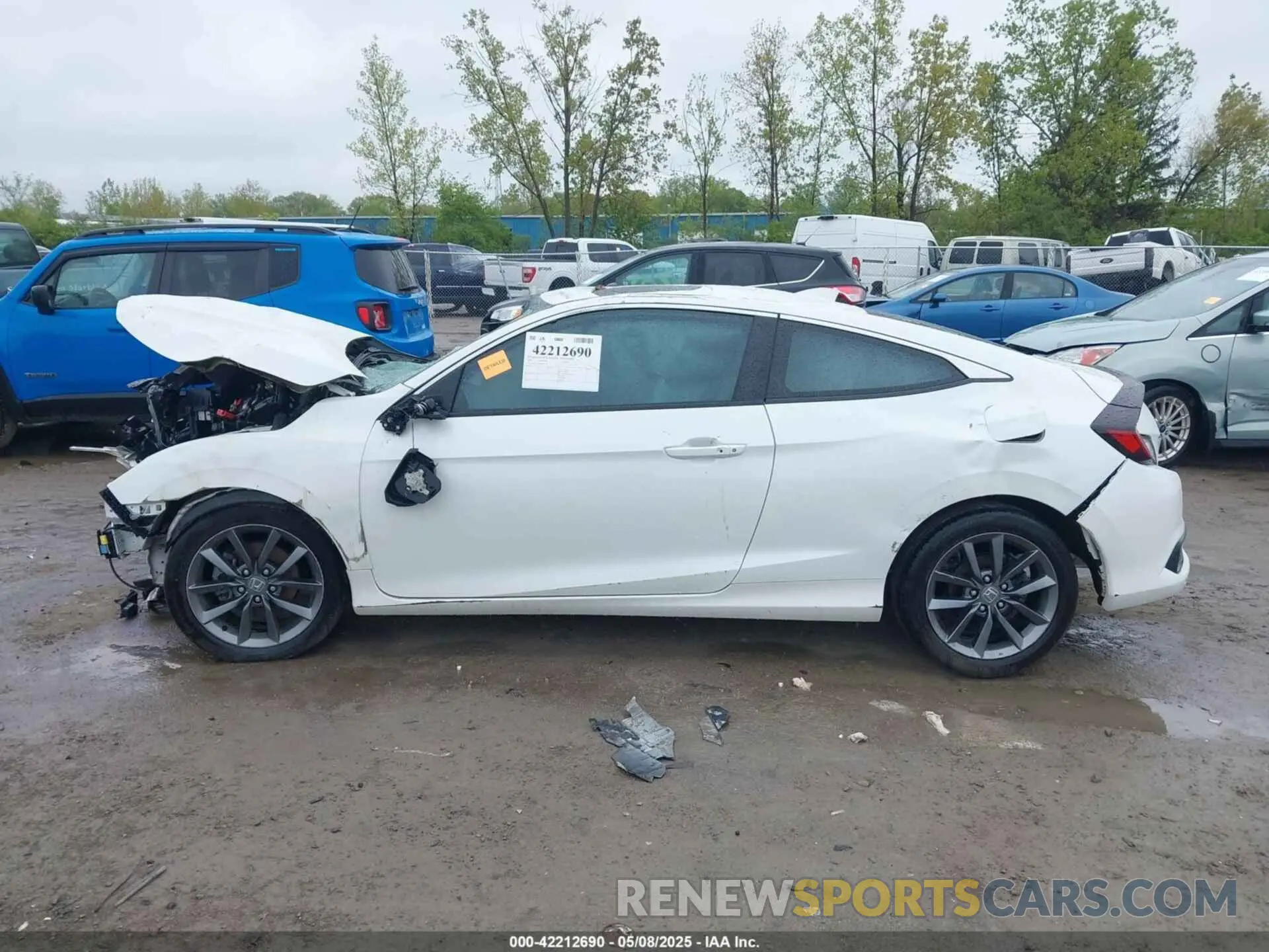 15 Photograph of a damaged car 2HGFC3B38LH352531 HONDA CIVIC 2020