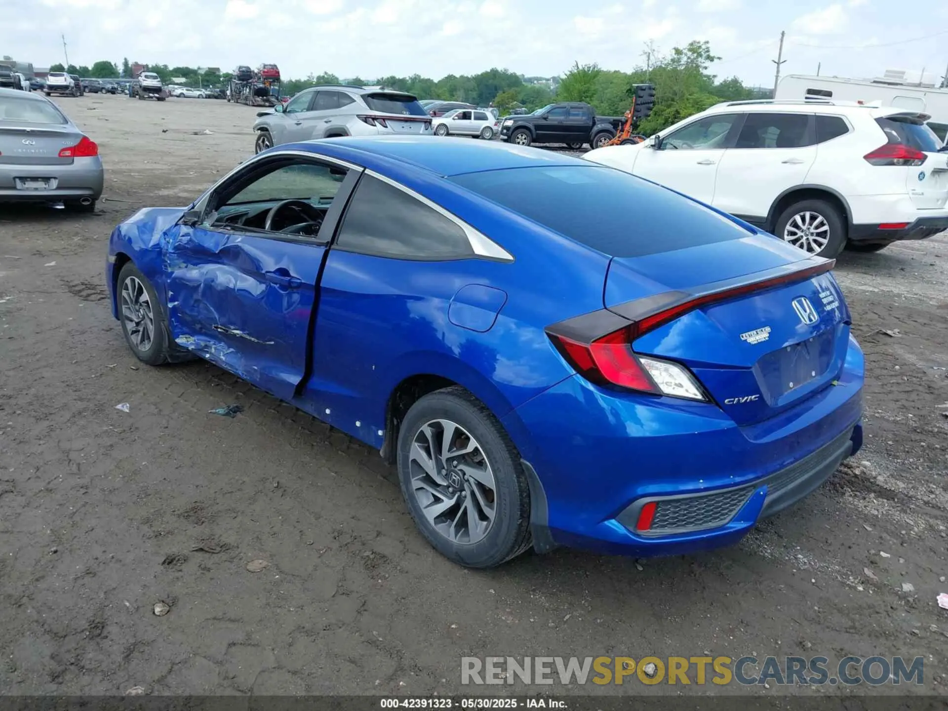 3 Photograph of a damaged car 2HGFC4B65LH302265 HONDA CIVIC 2020