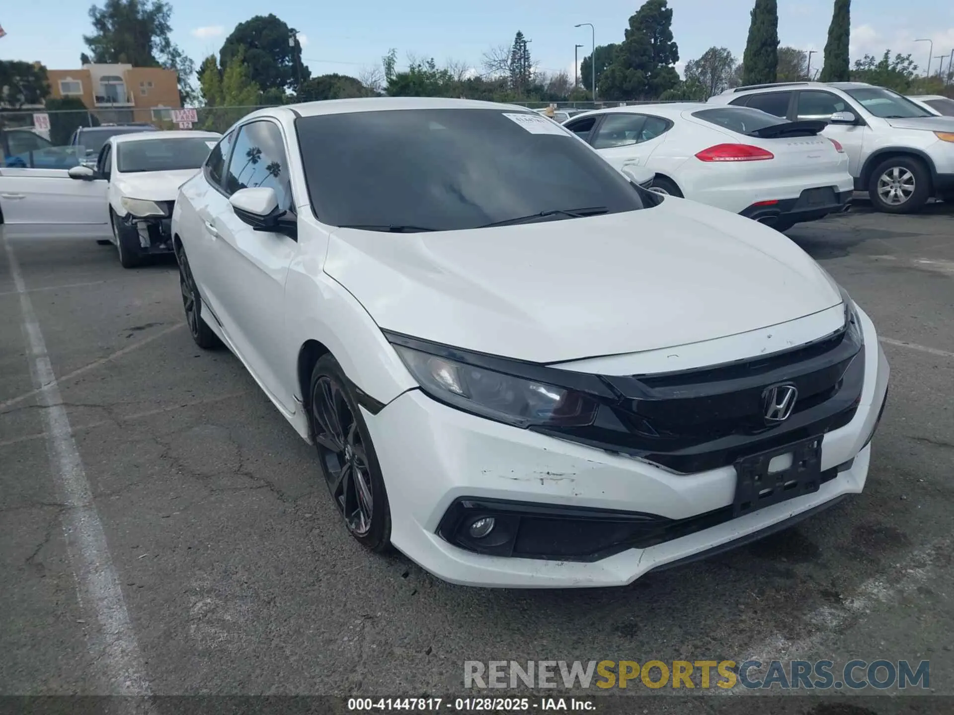 1 Photograph of a damaged car 2HGFC4B81LH300384 HONDA CIVIC 2020