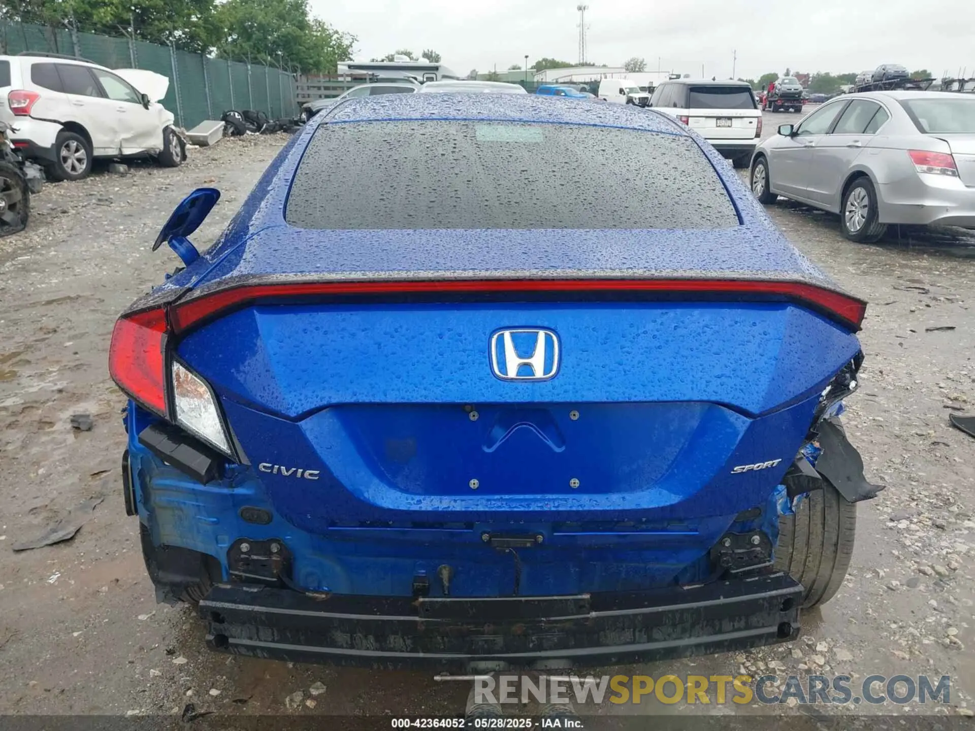 16 Photograph of a damaged car 2HGFC4B89LH303484 HONDA CIVIC 2020