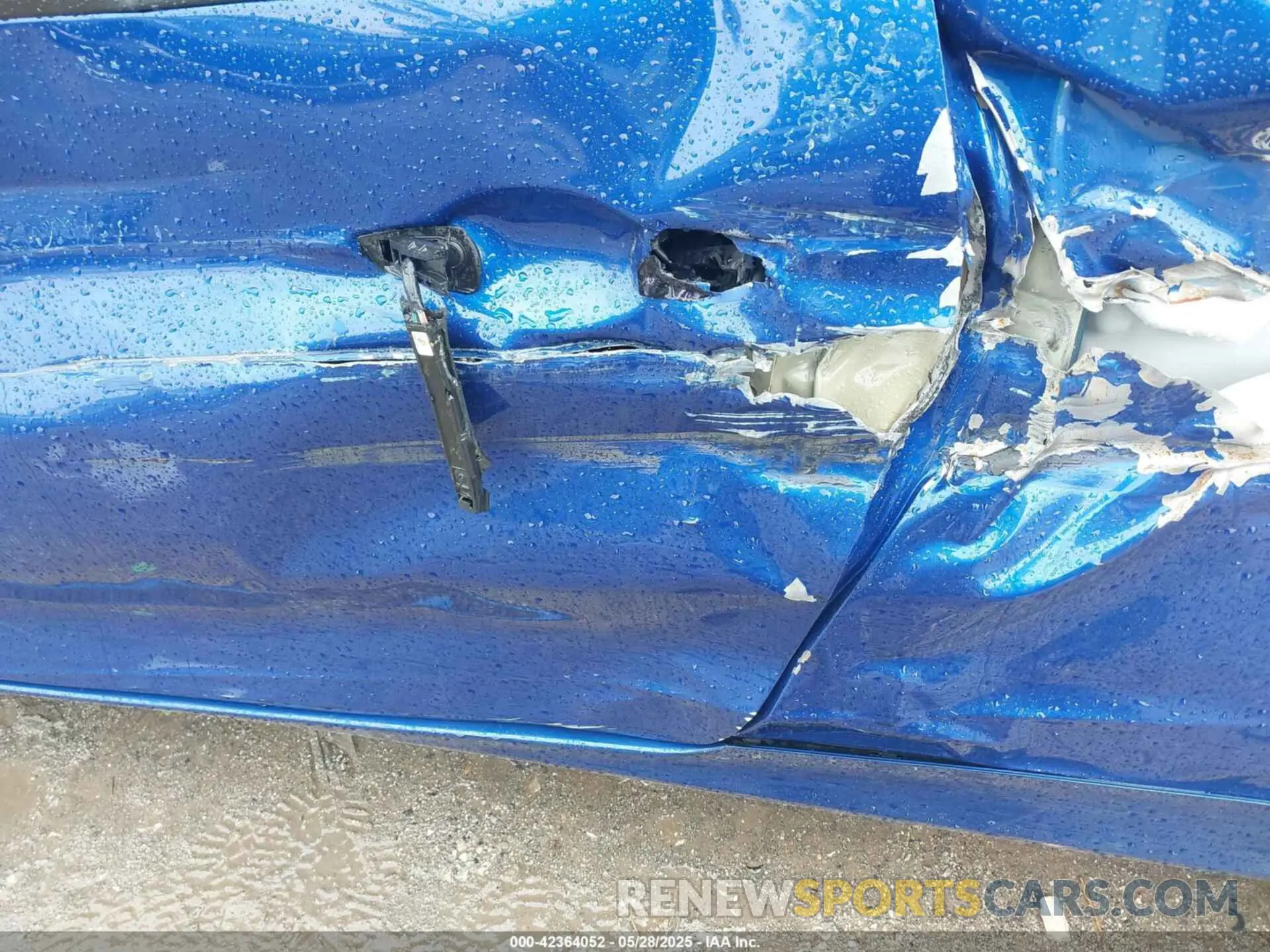 9 Photograph of a damaged car 2HGFC4B89LH303484 HONDA CIVIC 2020
