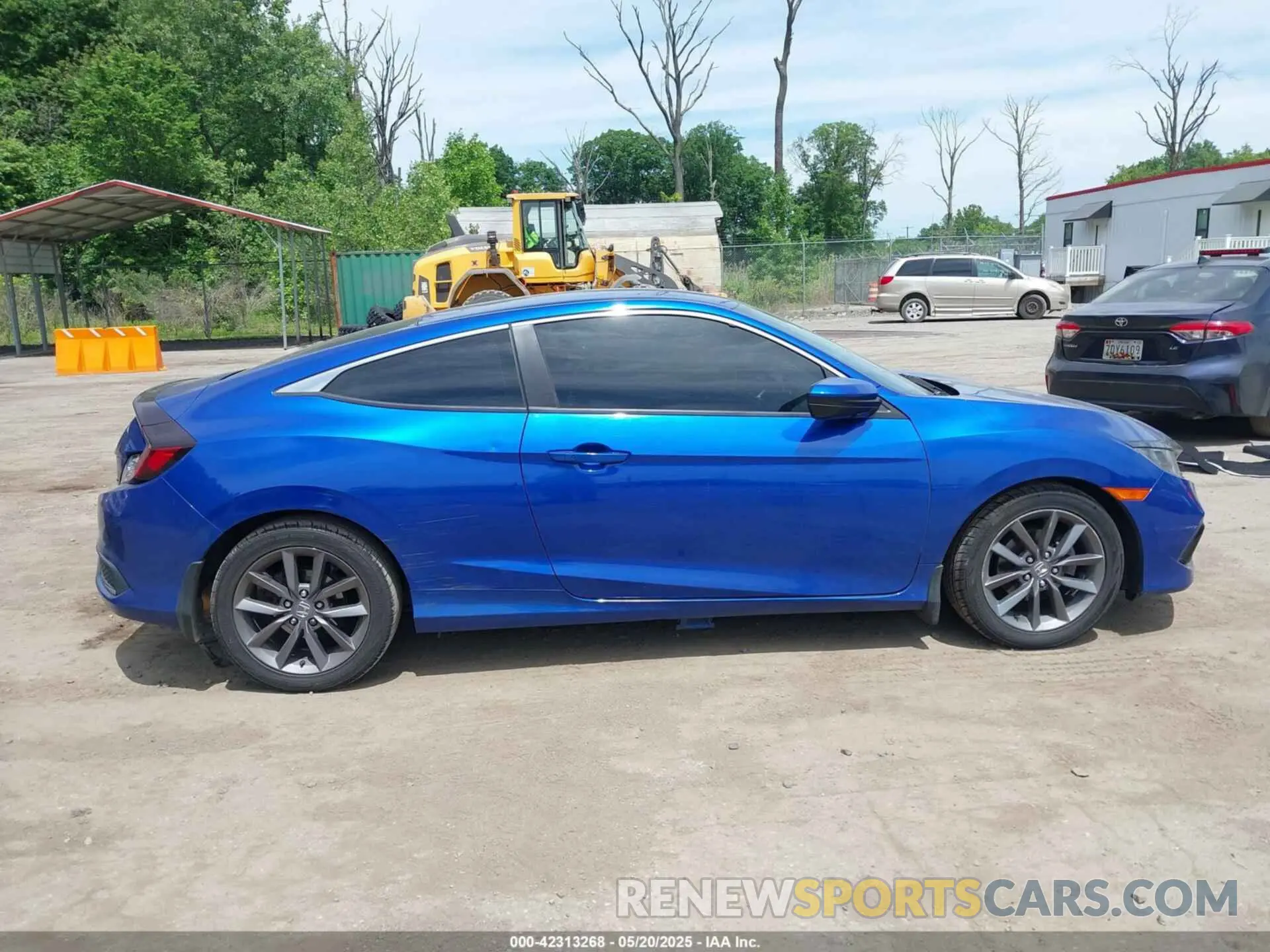 13 Photograph of a damaged car 2HGFC4B89LH304151 HONDA CIVIC 2020