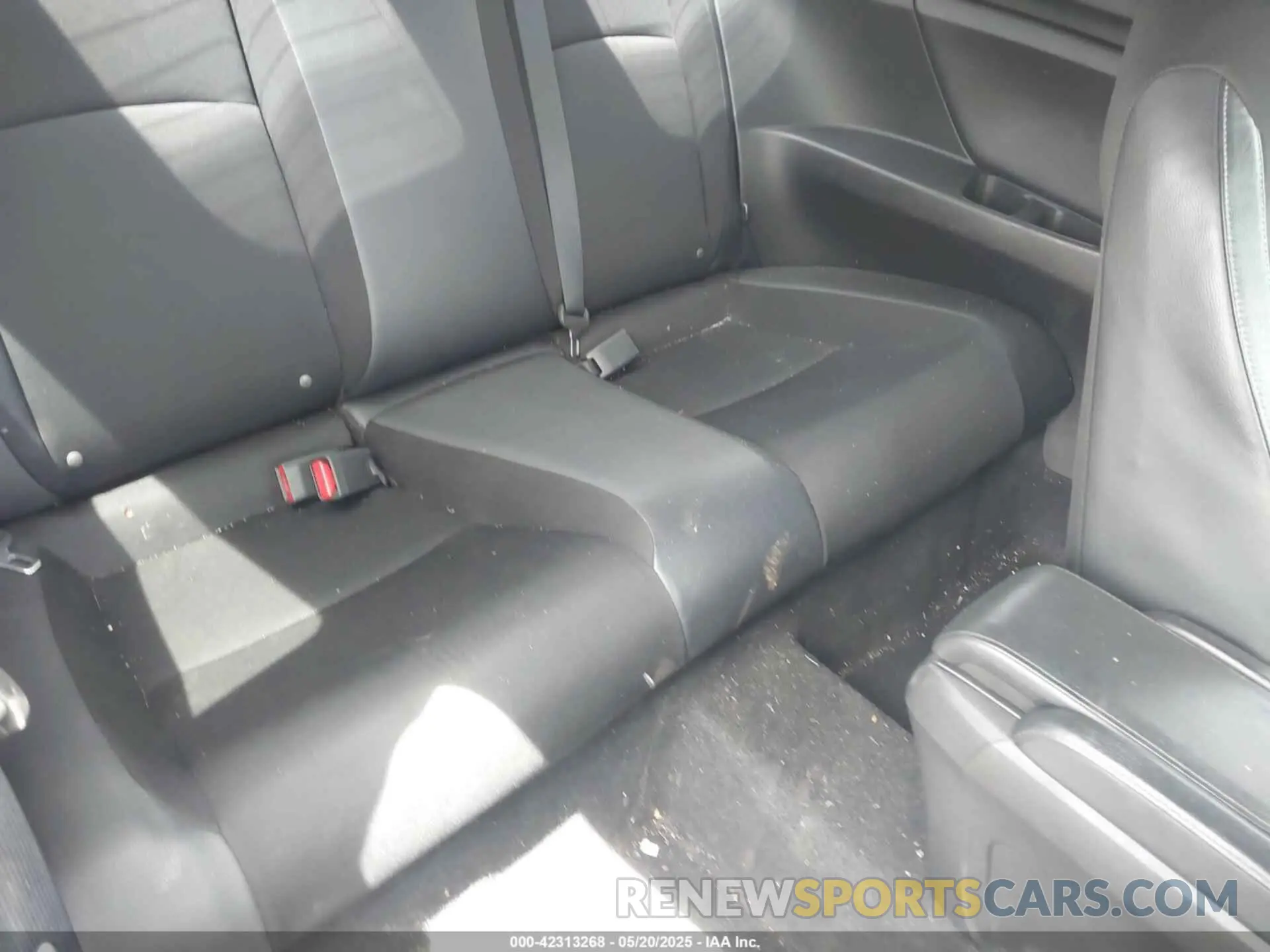 8 Photograph of a damaged car 2HGFC4B89LH304151 HONDA CIVIC 2020