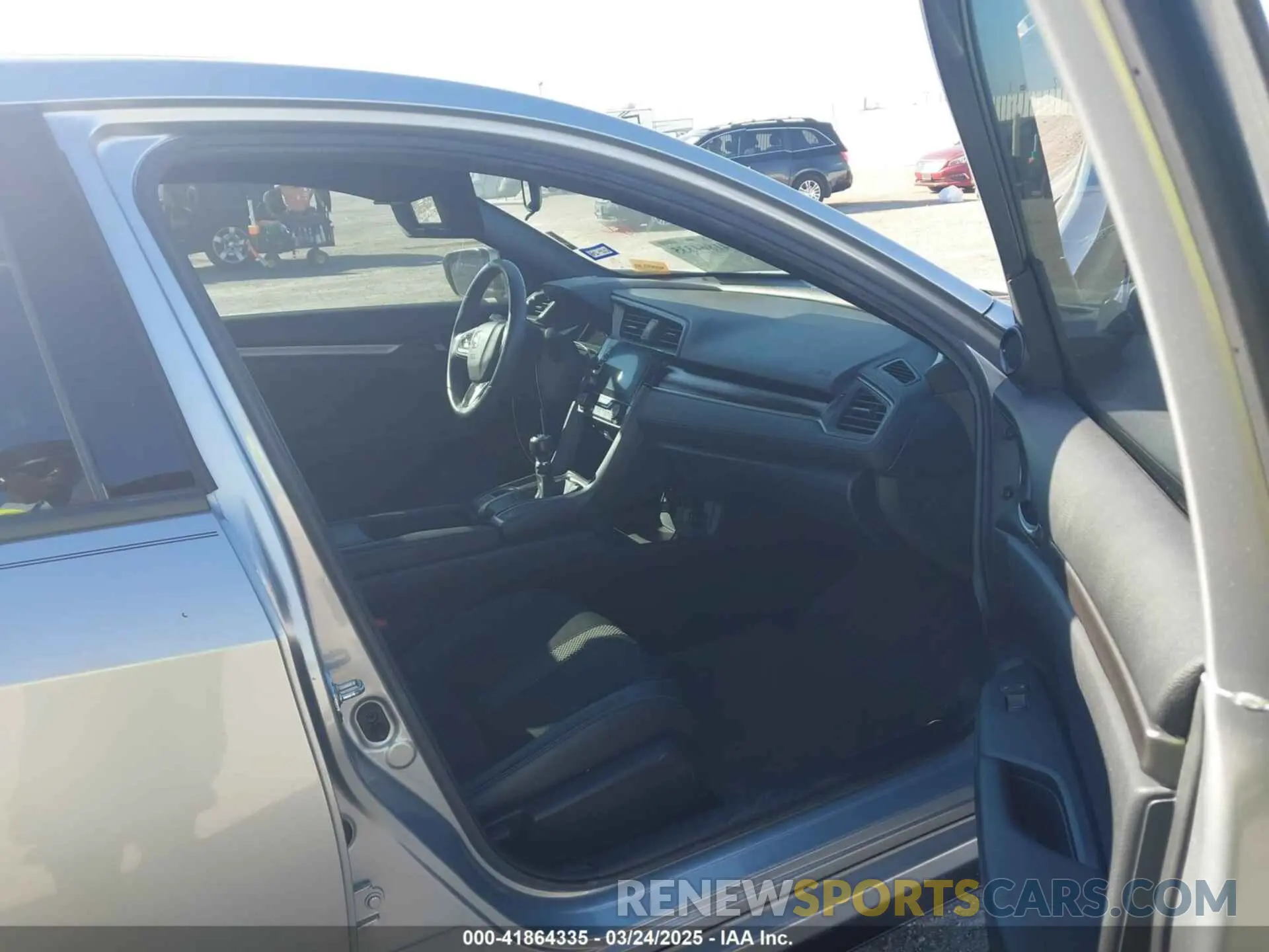 5 Photograph of a damaged car SHHFK7G44LU207775 HONDA CIVIC 2020
