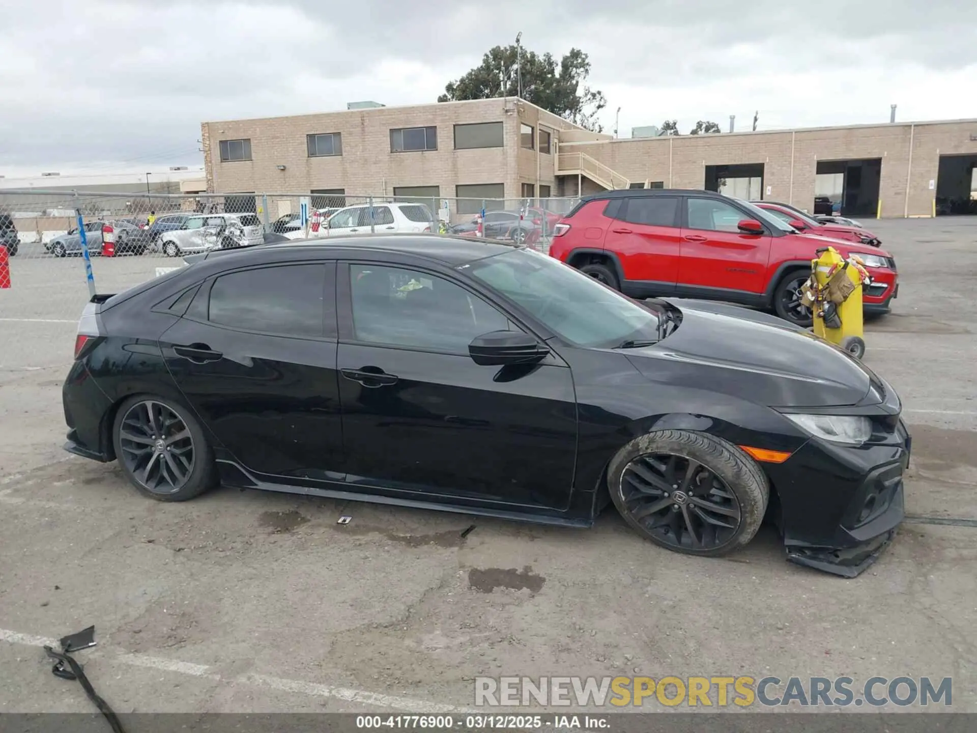 13 Photograph of a damaged car SHHFK7G46LU207471 HONDA CIVIC 2020
