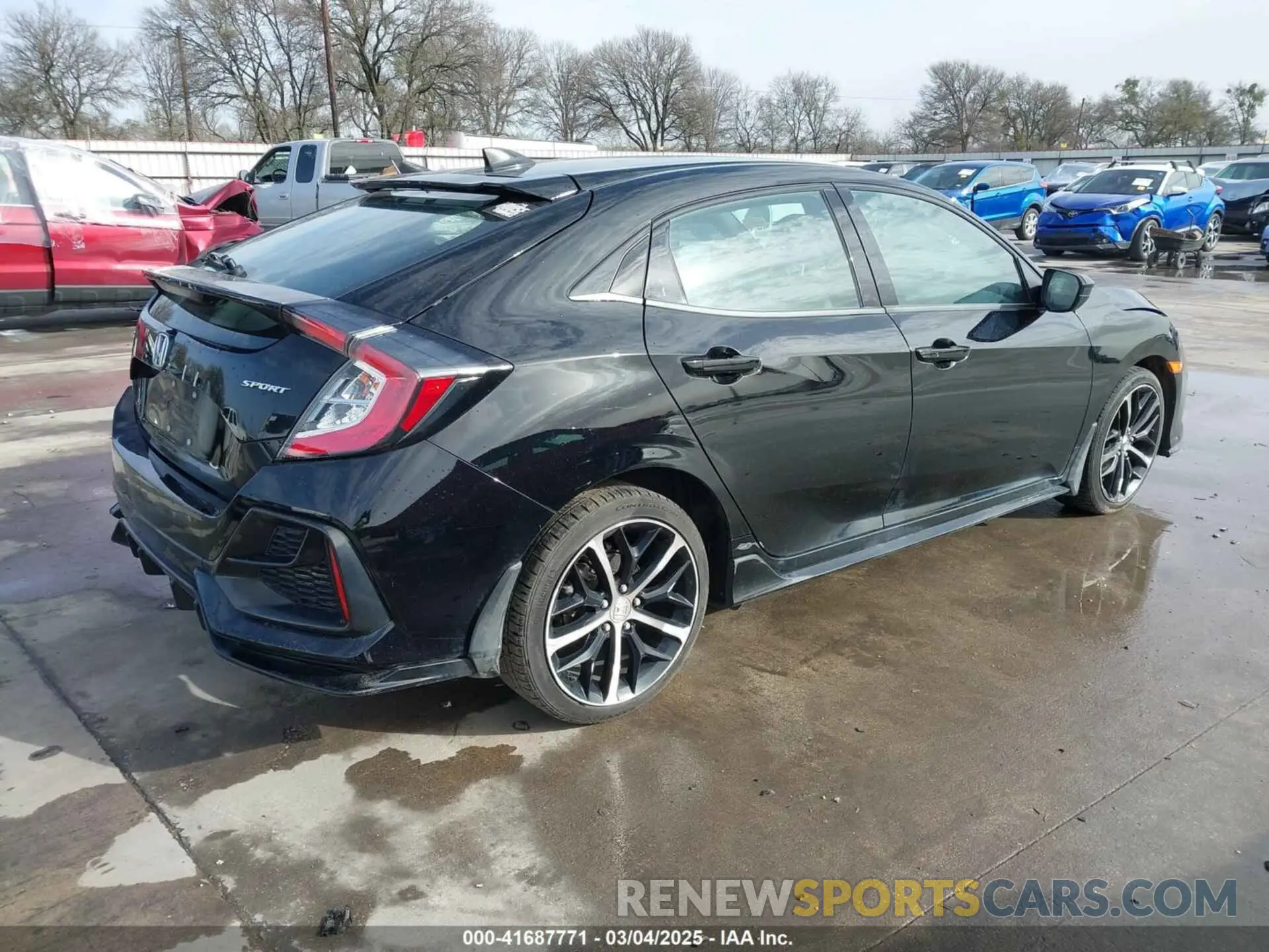 4 Photograph of a damaged car SHHFK7G46LU218440 HONDA CIVIC 2020