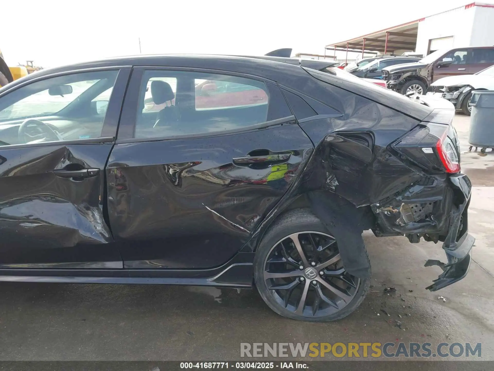 6 Photograph of a damaged car SHHFK7G46LU218440 HONDA CIVIC 2020
