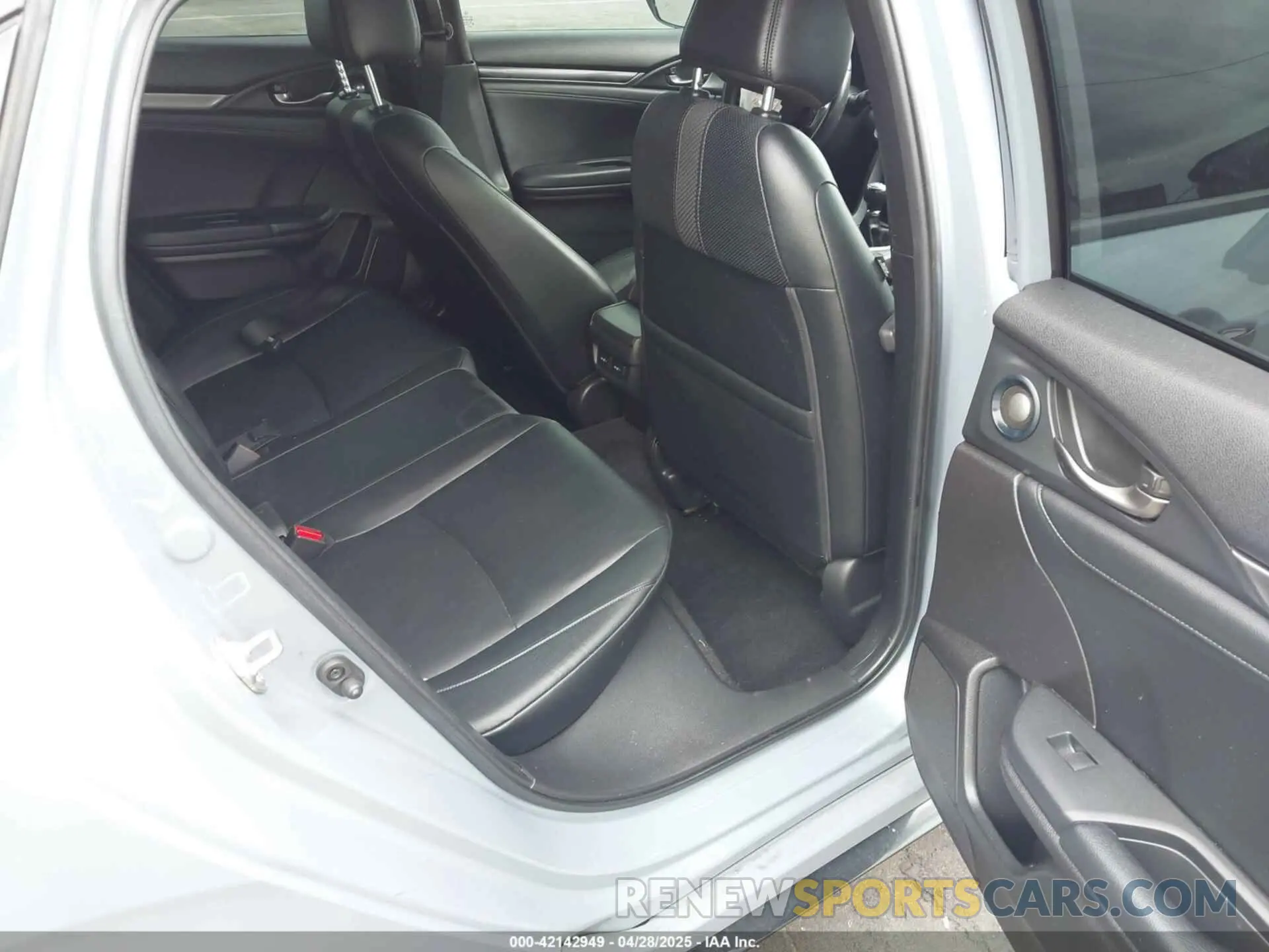 8 Photograph of a damaged car SHHFK7G92LU207494 HONDA CIVIC 2020