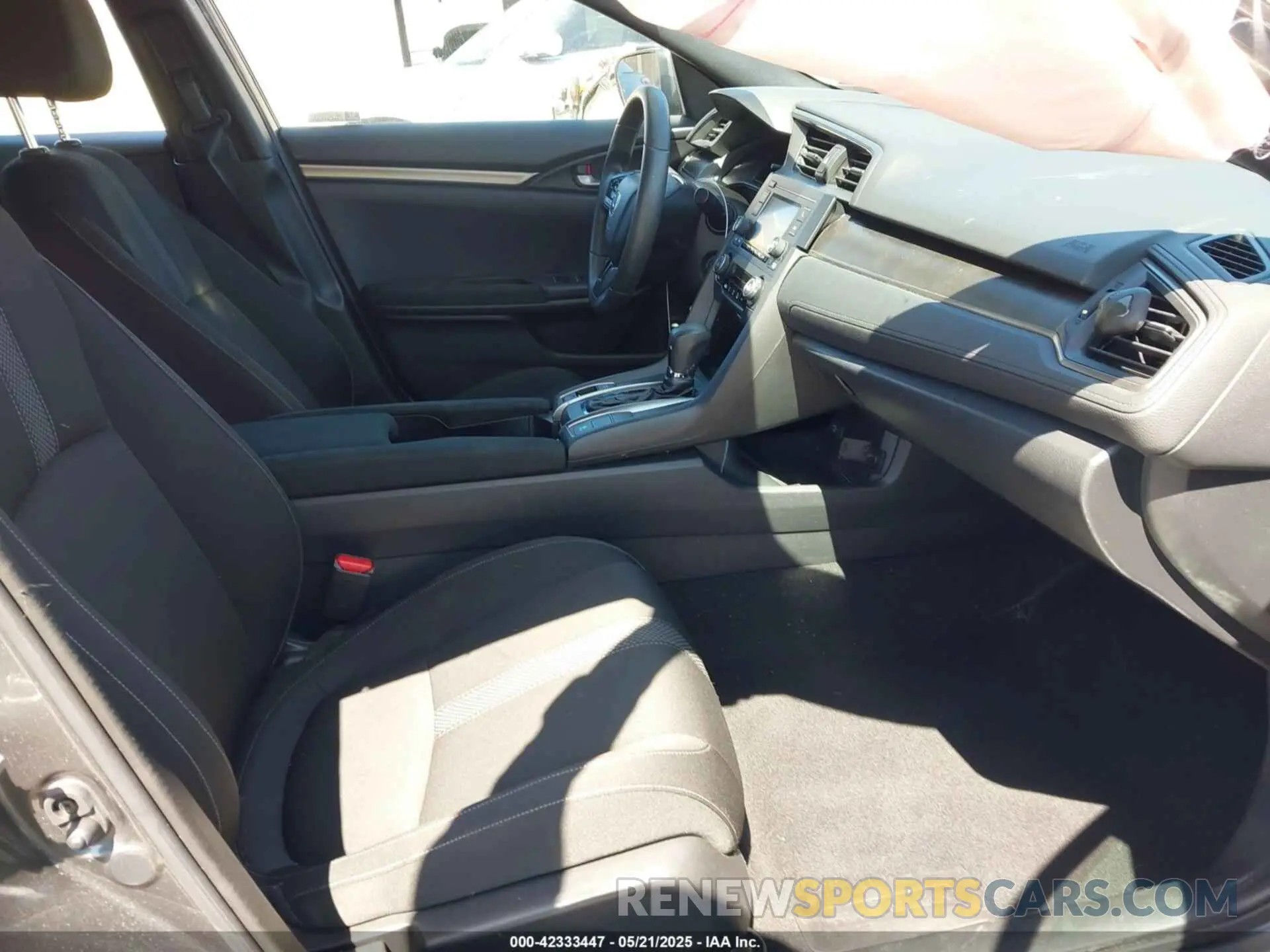 5 Photograph of a damaged car SHHFK7H32LU414932 HONDA CIVIC 2020
