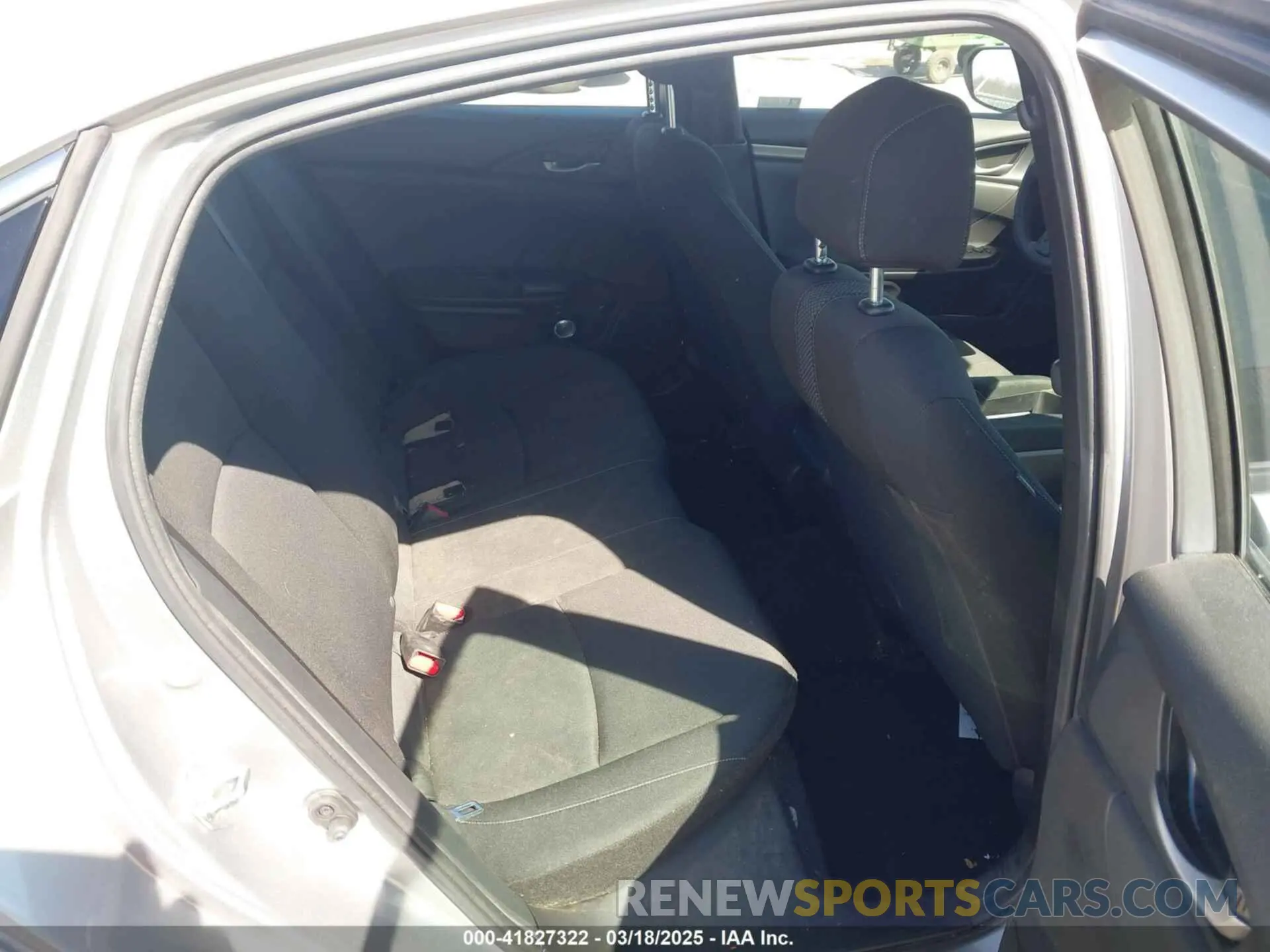 8 Photograph of a damaged car SHHFK7H34LU403866 HONDA CIVIC 2020