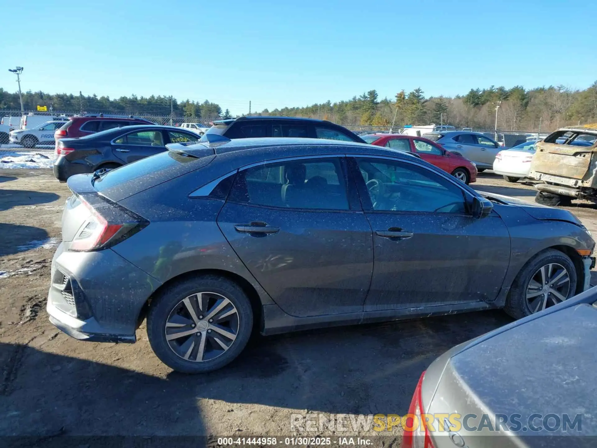 12 Photograph of a damaged car SHHFK7H35LU215888 HONDA CIVIC 2020