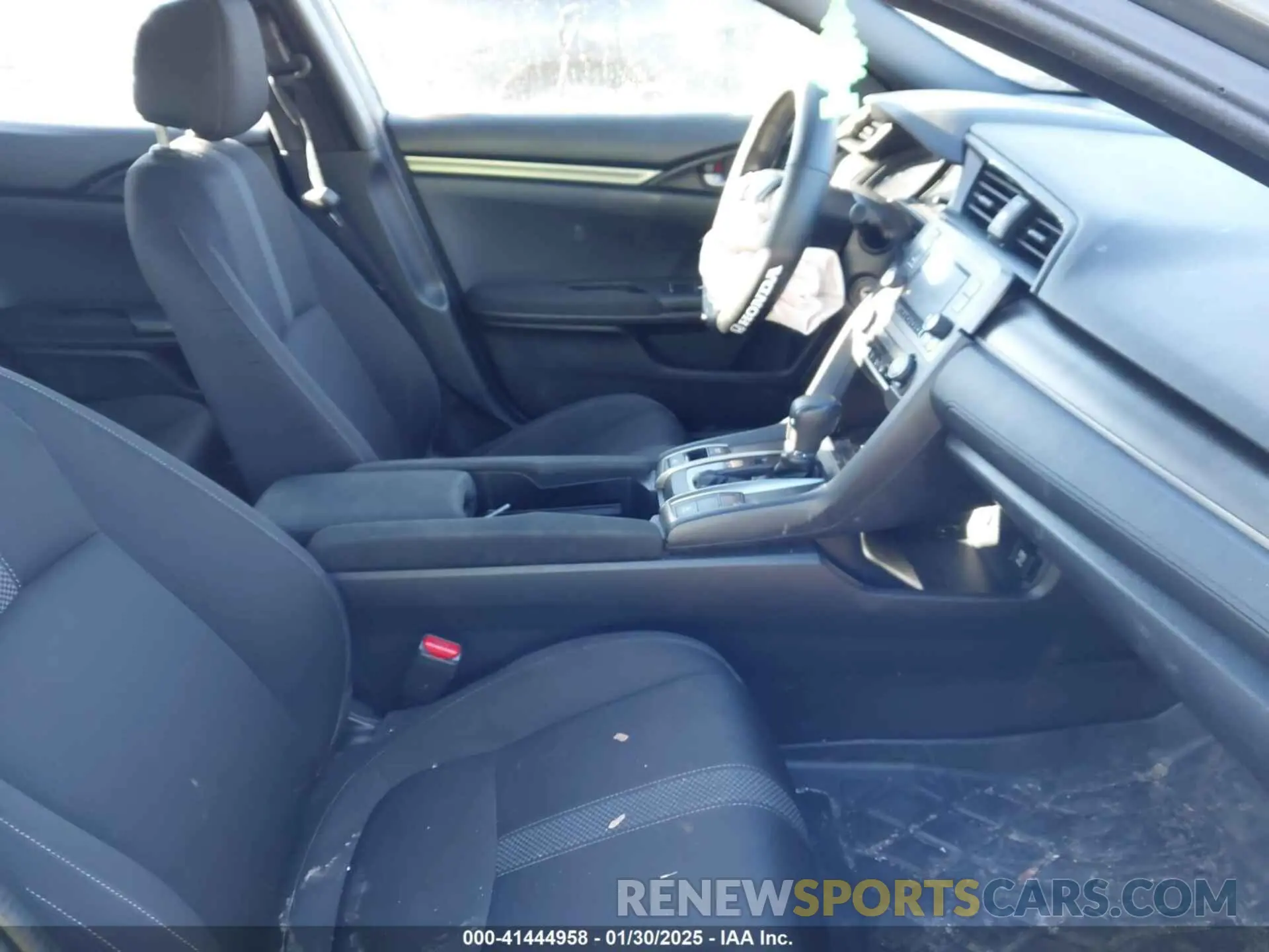 5 Photograph of a damaged car SHHFK7H35LU215888 HONDA CIVIC 2020