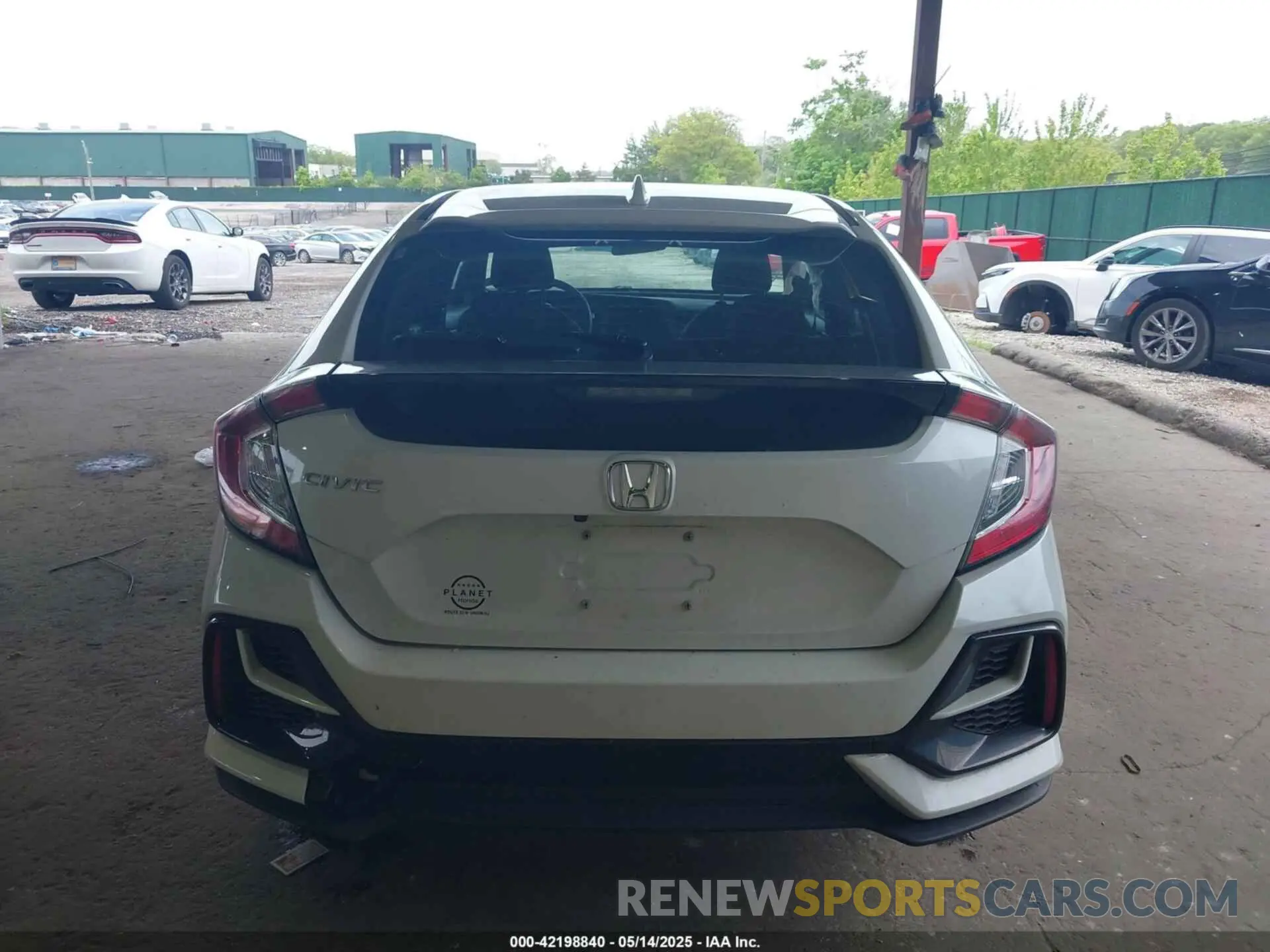 16 Photograph of a damaged car SHHFK7H37LU405806 HONDA CIVIC 2020