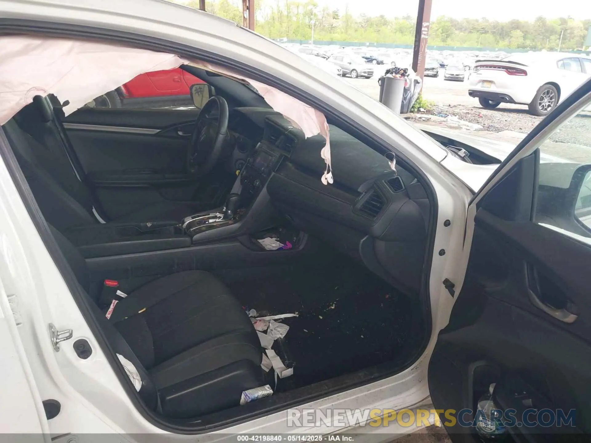 5 Photograph of a damaged car SHHFK7H37LU405806 HONDA CIVIC 2020
