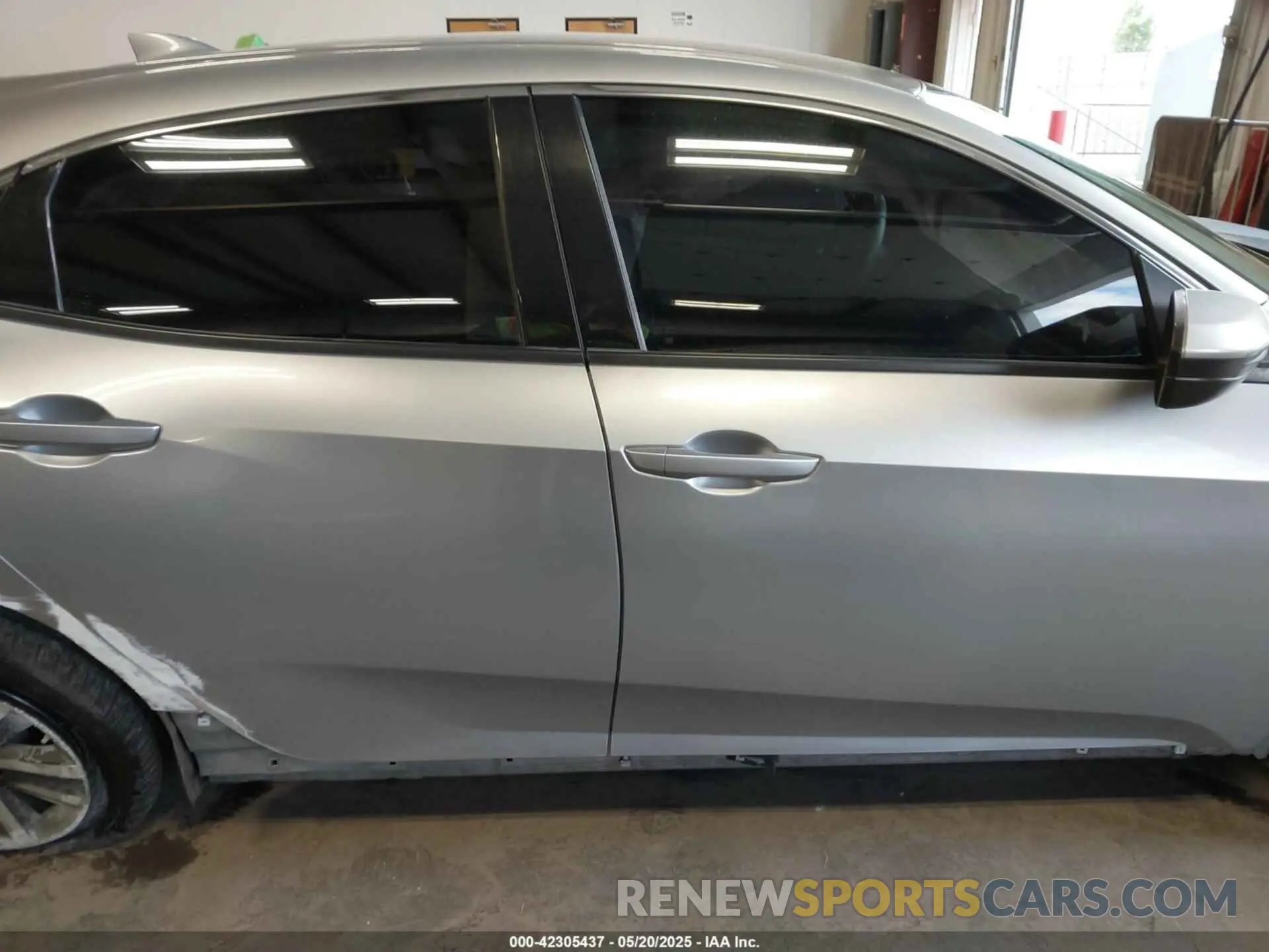 13 Photograph of a damaged car SHHFK7H38LU412120 HONDA CIVIC 2020