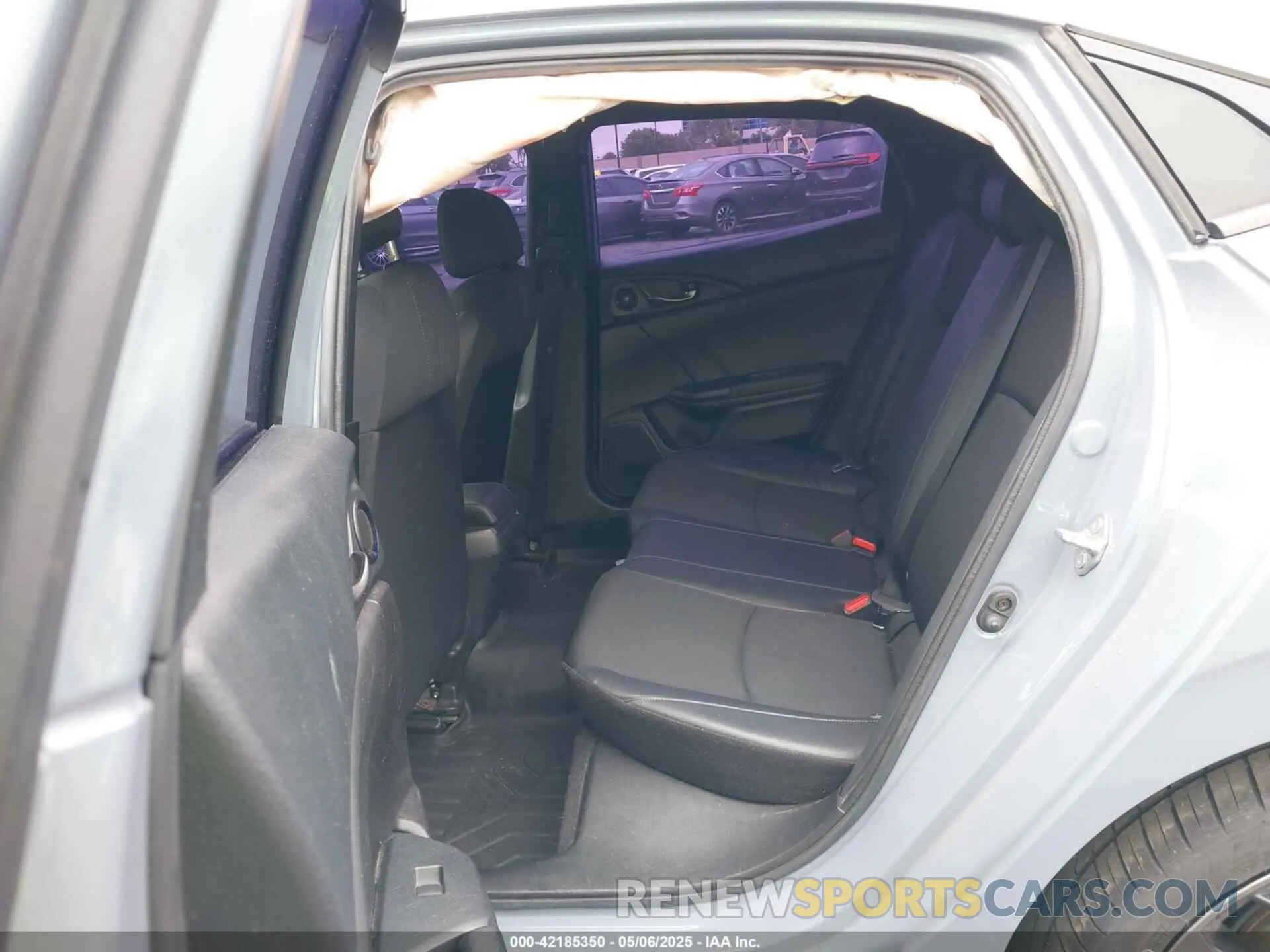 8 Photograph of a damaged car SHHFK7H40LU404506 HONDA CIVIC 2020