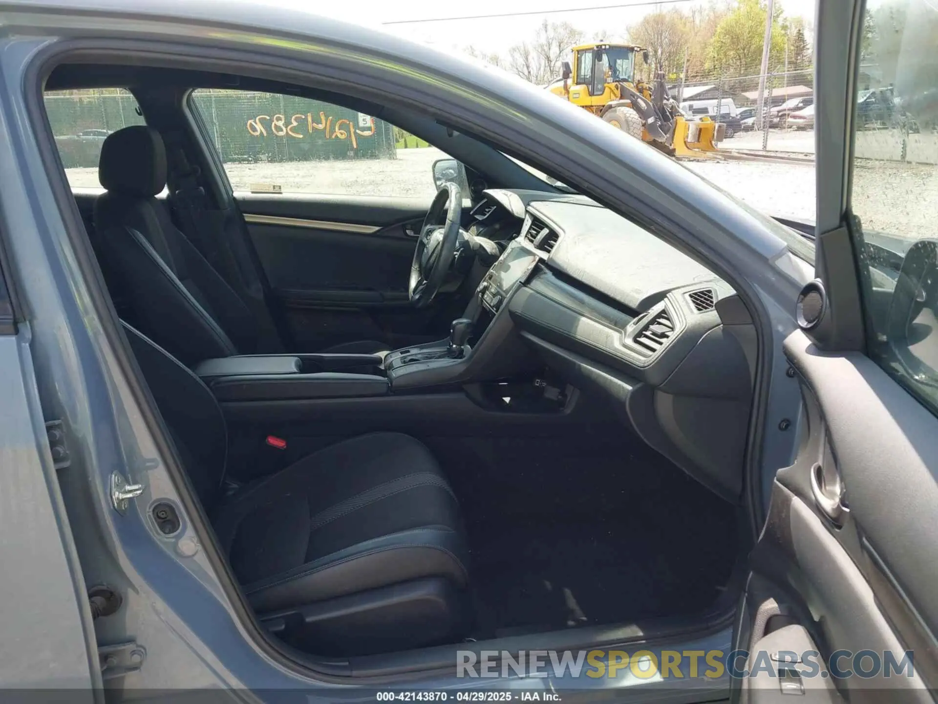 5 Photograph of a damaged car SHHFK7H41LU206081 HONDA CIVIC 2020