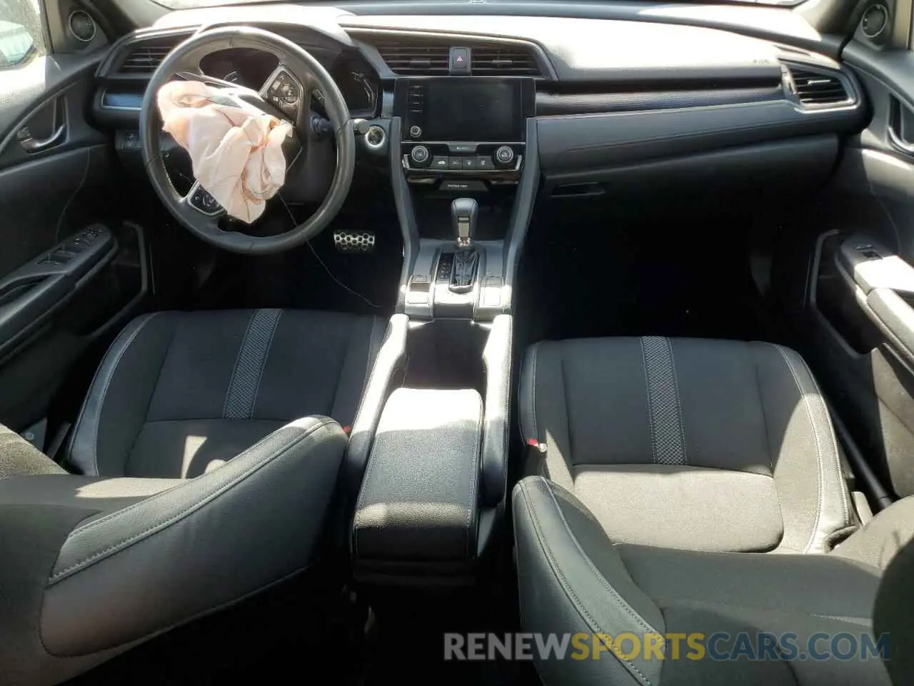 8 Photograph of a damaged car SHHFK7H41LU401856 HONDA CIVIC 2020
