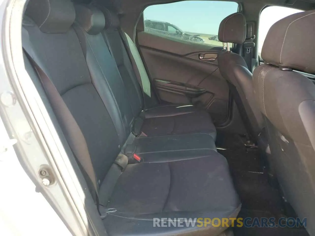 10 Photograph of a damaged car SHHFK7H41LU402330 HONDA CIVIC 2020