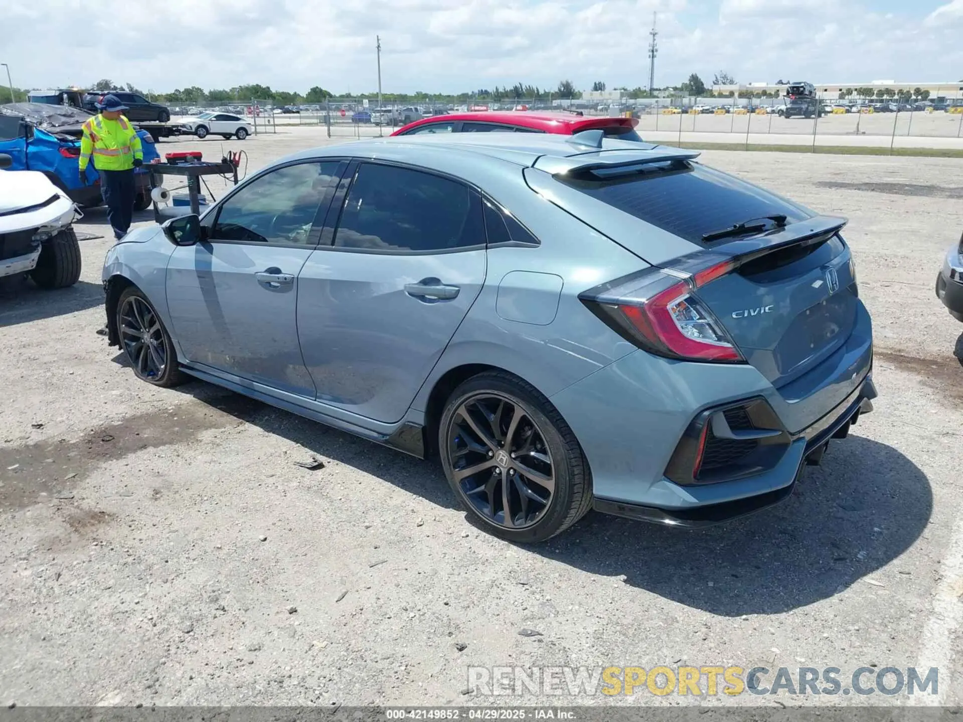 3 Photograph of a damaged car SHHFK7H42LU213055 HONDA CIVIC 2020