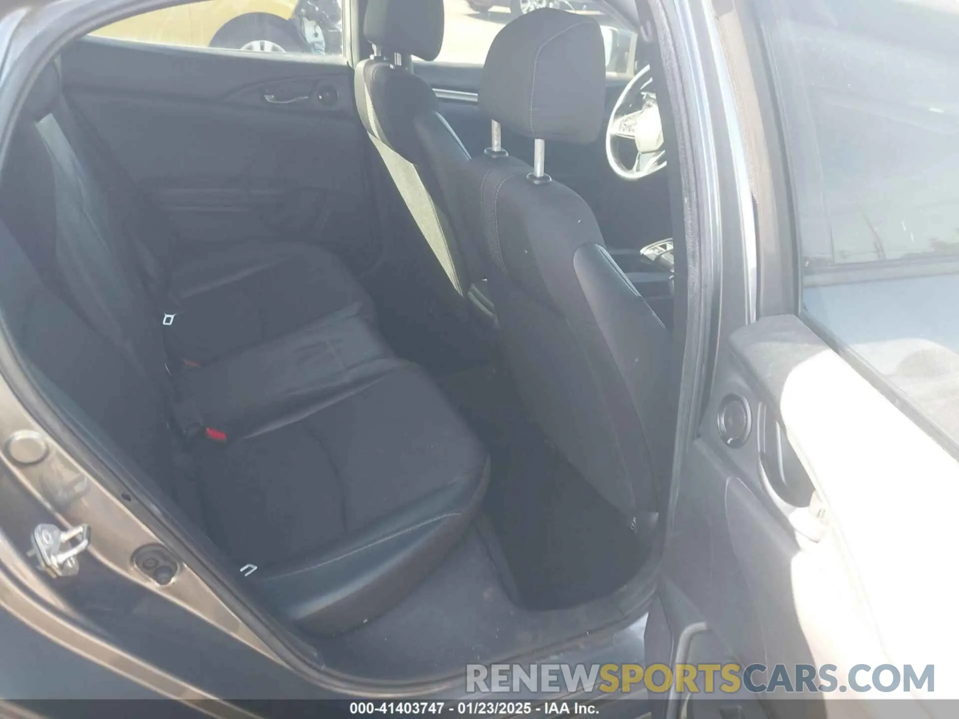 8 Photograph of a damaged car SHHFK7H42LU224816 HONDA CIVIC 2020