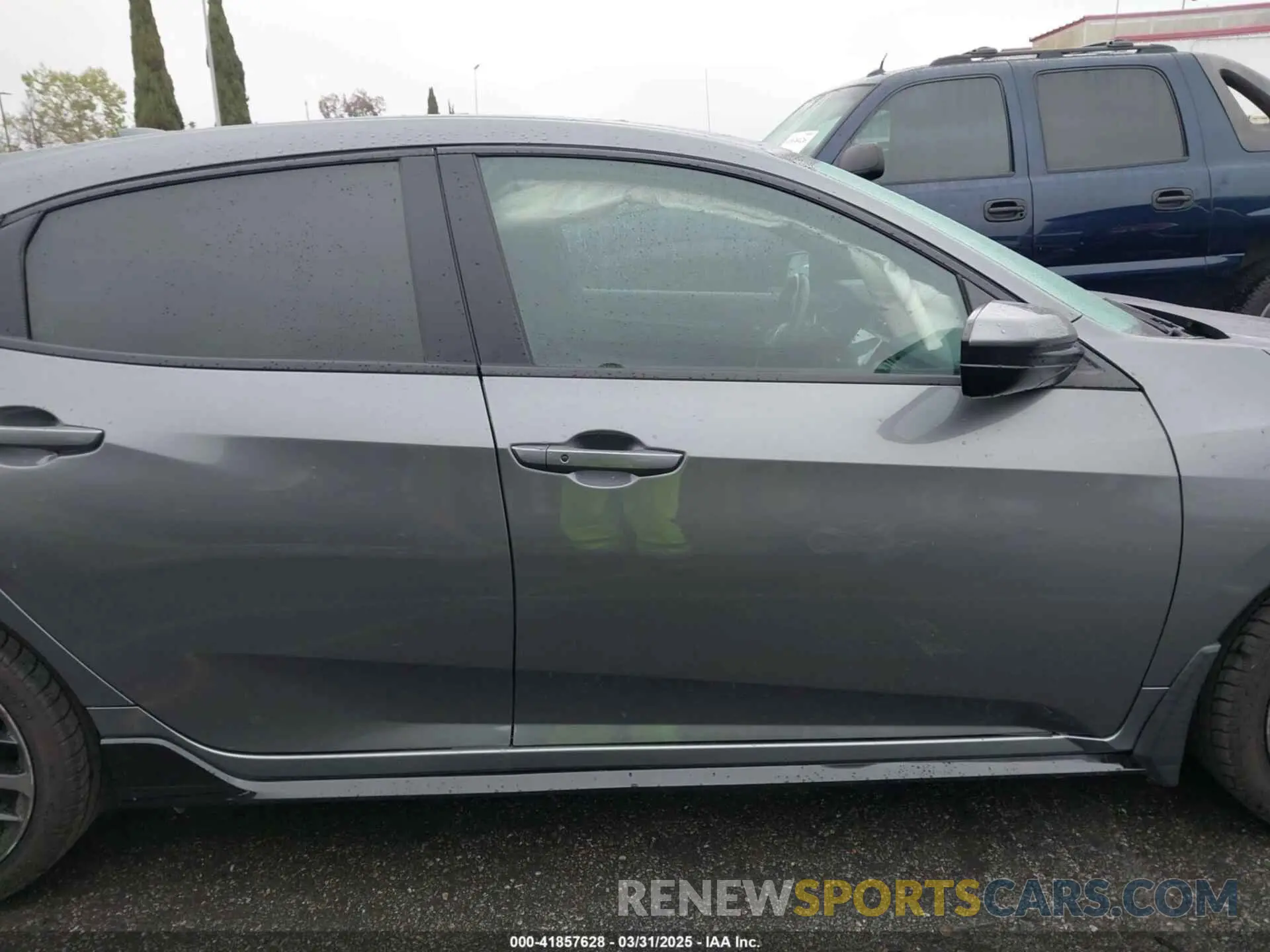 14 Photograph of a damaged car SHHFK7H42LU400151 HONDA CIVIC 2020